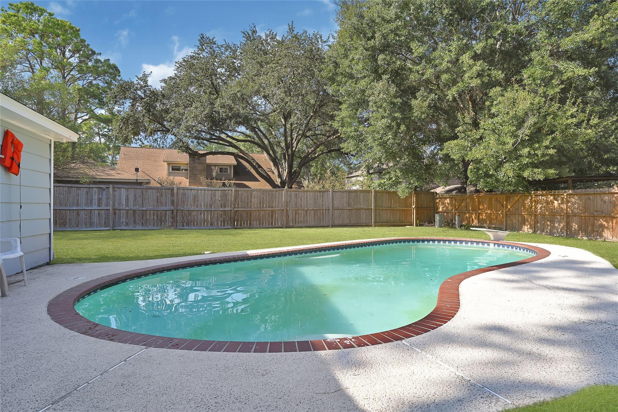 4806 Charade Dr, Houston, TX 77066 photo