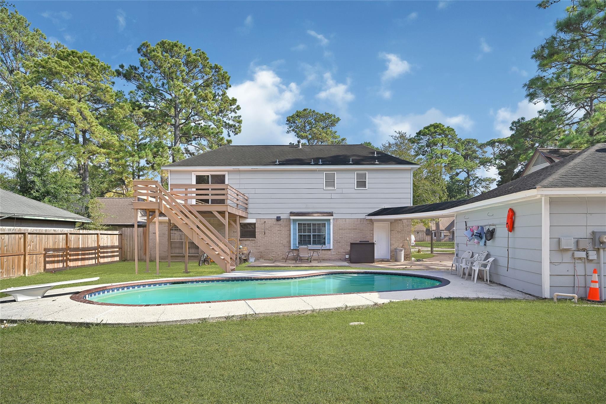 4806 Charade Dr, Houston, TX 77066