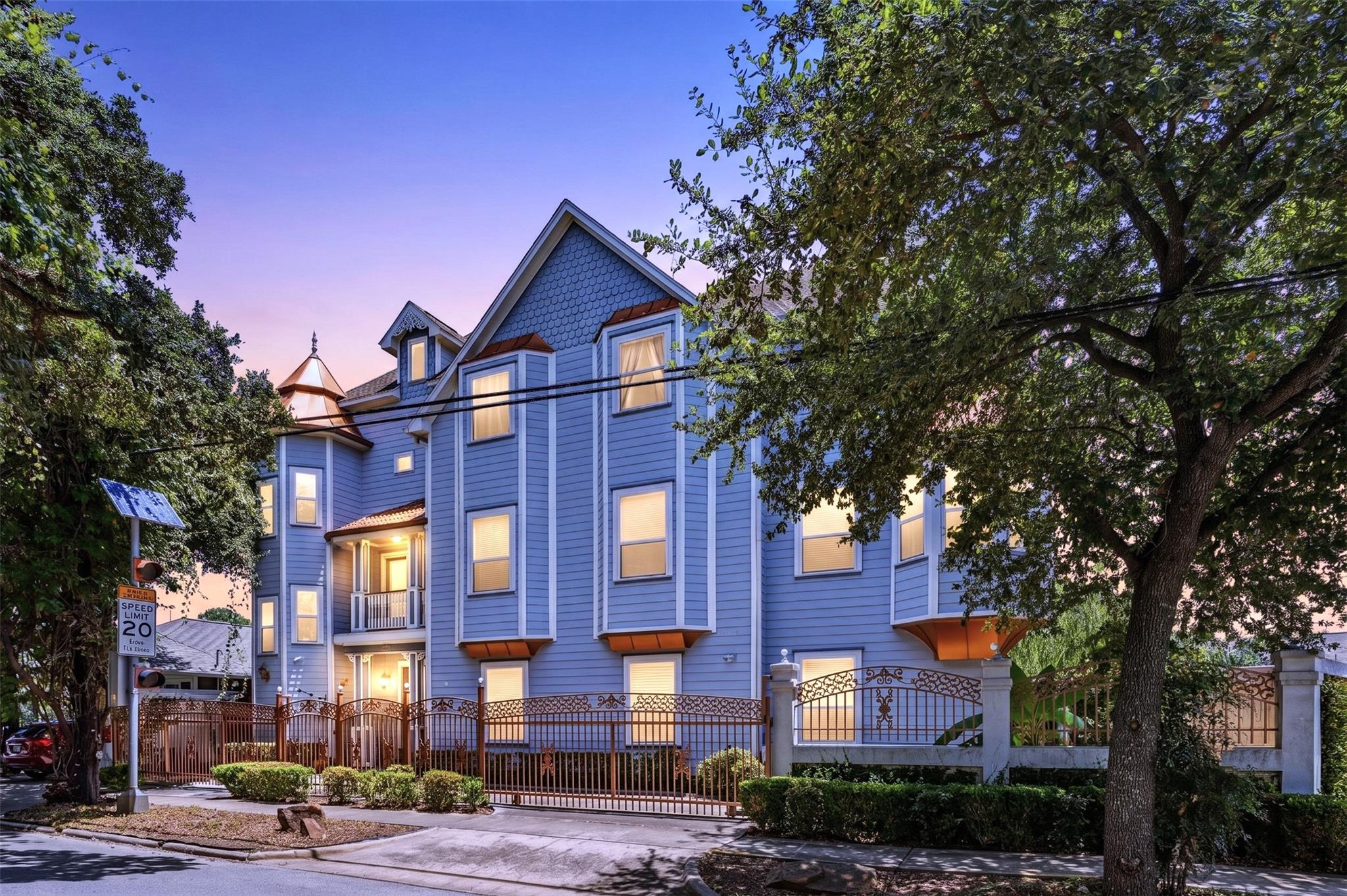 3012 Houston Ave, Houston, TX 77009 photo