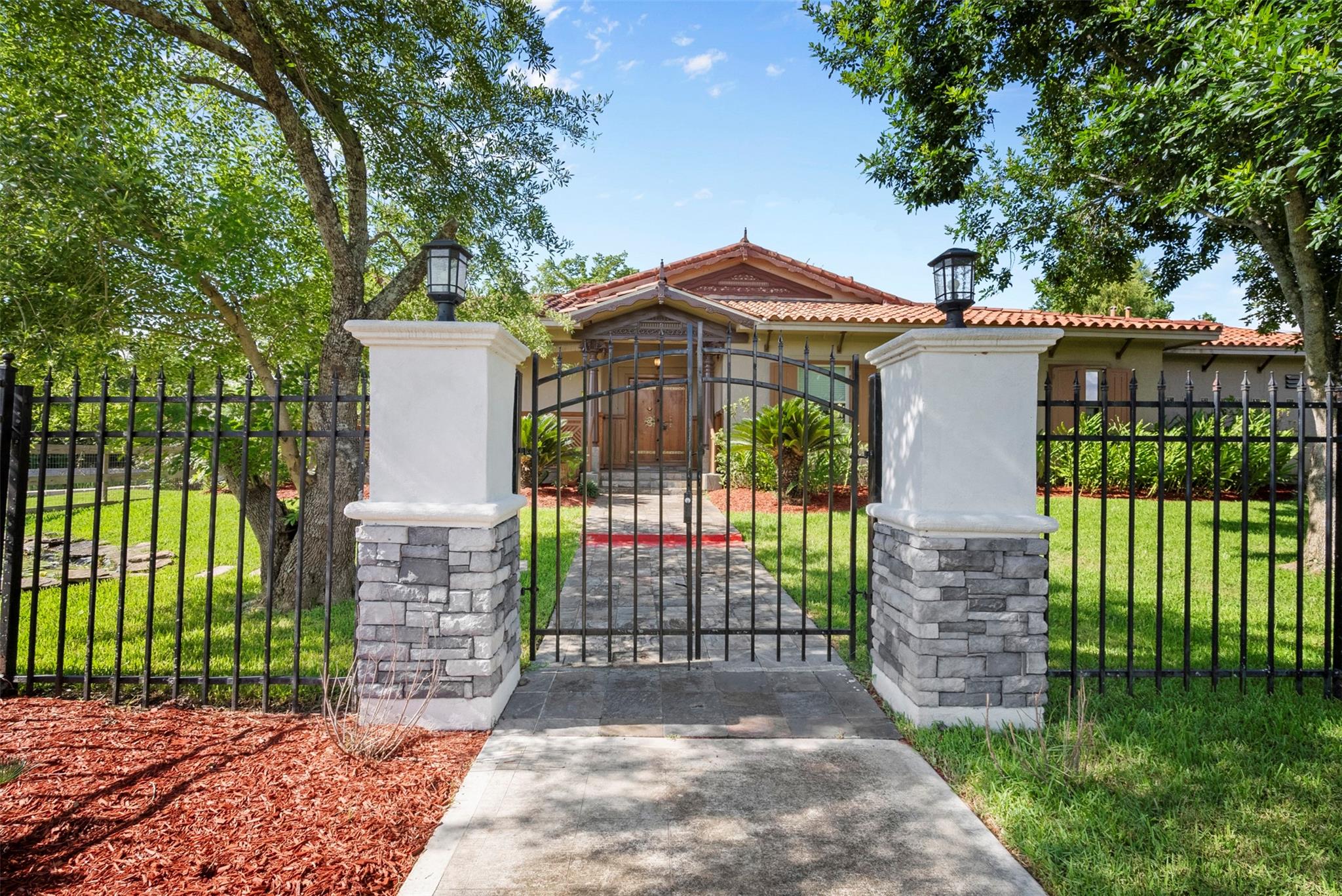 6962 Amie Ln, Pearland, TX 77584 photo