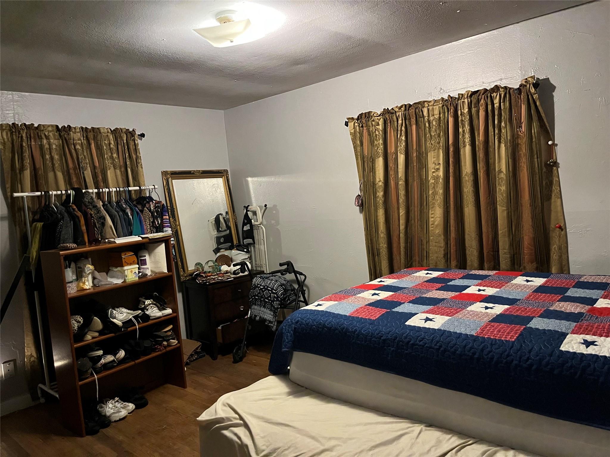 2836 Cochran St, Houston, TX 77009 photo