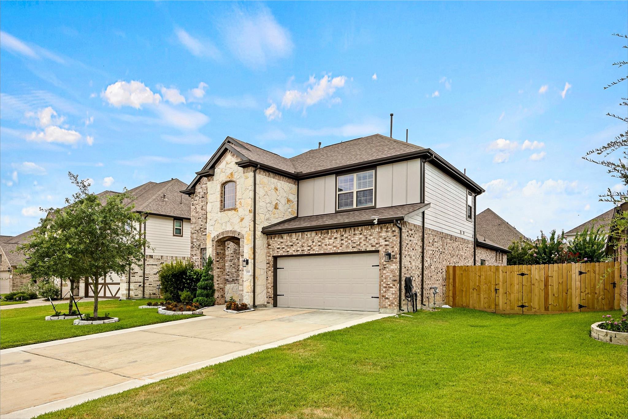 20819 Magical Merlin Way, Tomball, TX 77375 photo