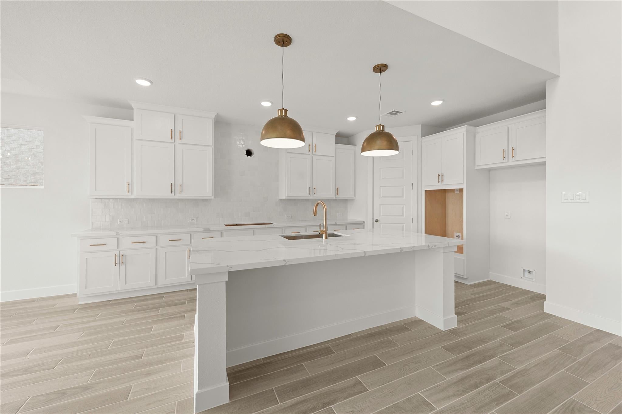 6427 Mahogany Branch Trl, Manvel, TX 77578 photo