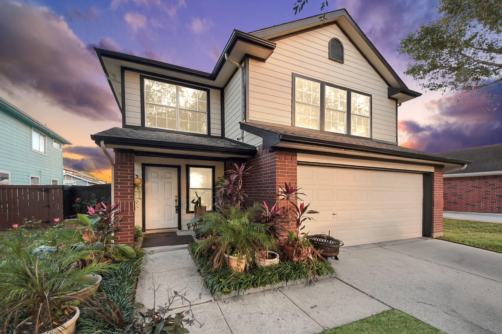 13019 Lindenloch Ln, Houston, TX 77085