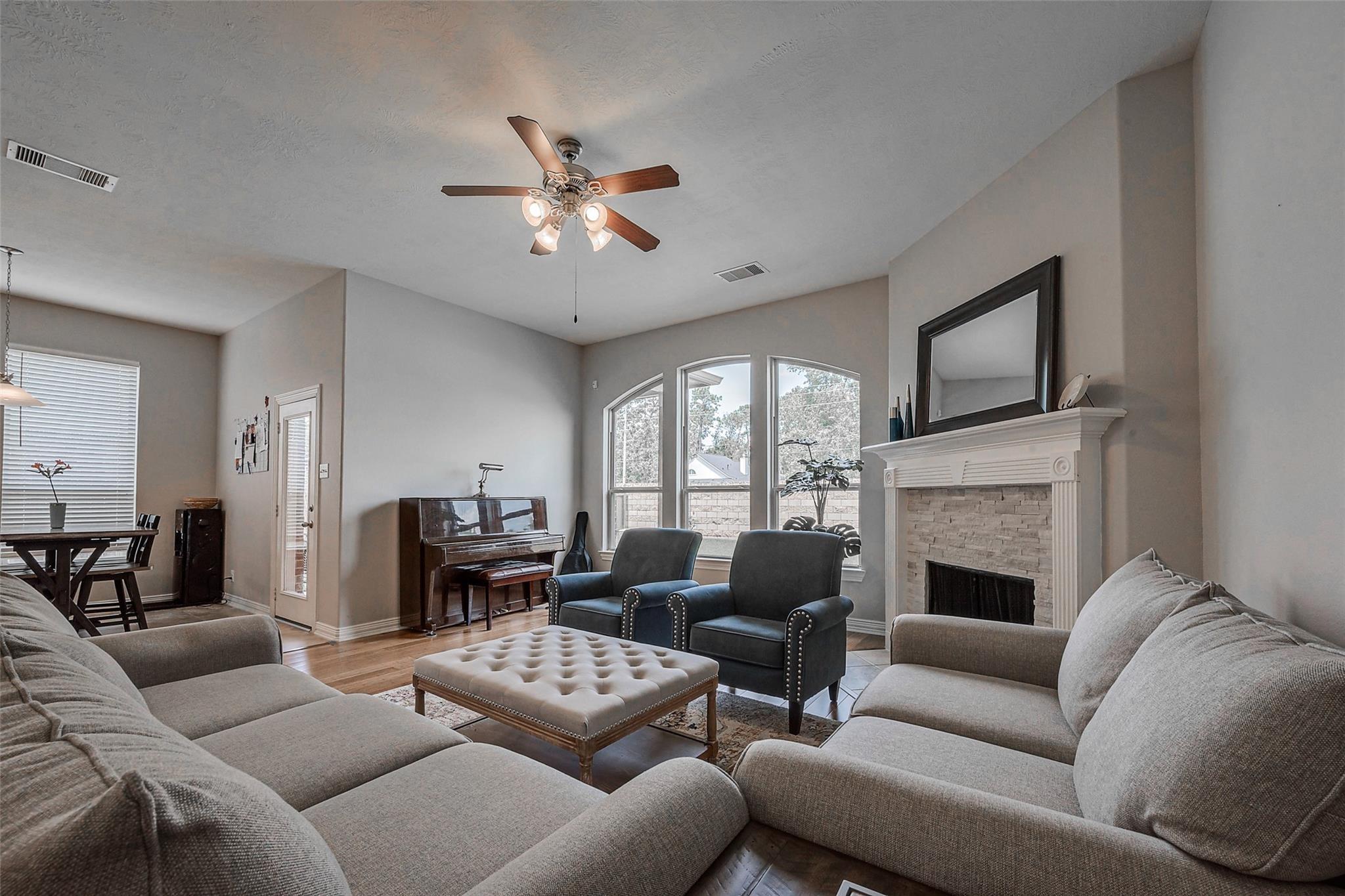 28314 Calaveras Lake Dr, Spring, TX 77386