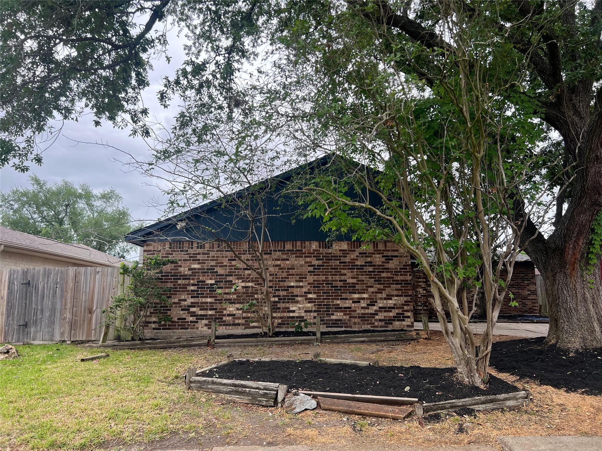 1362 Ambrosden Ln, Channelview, TX 77530 photo