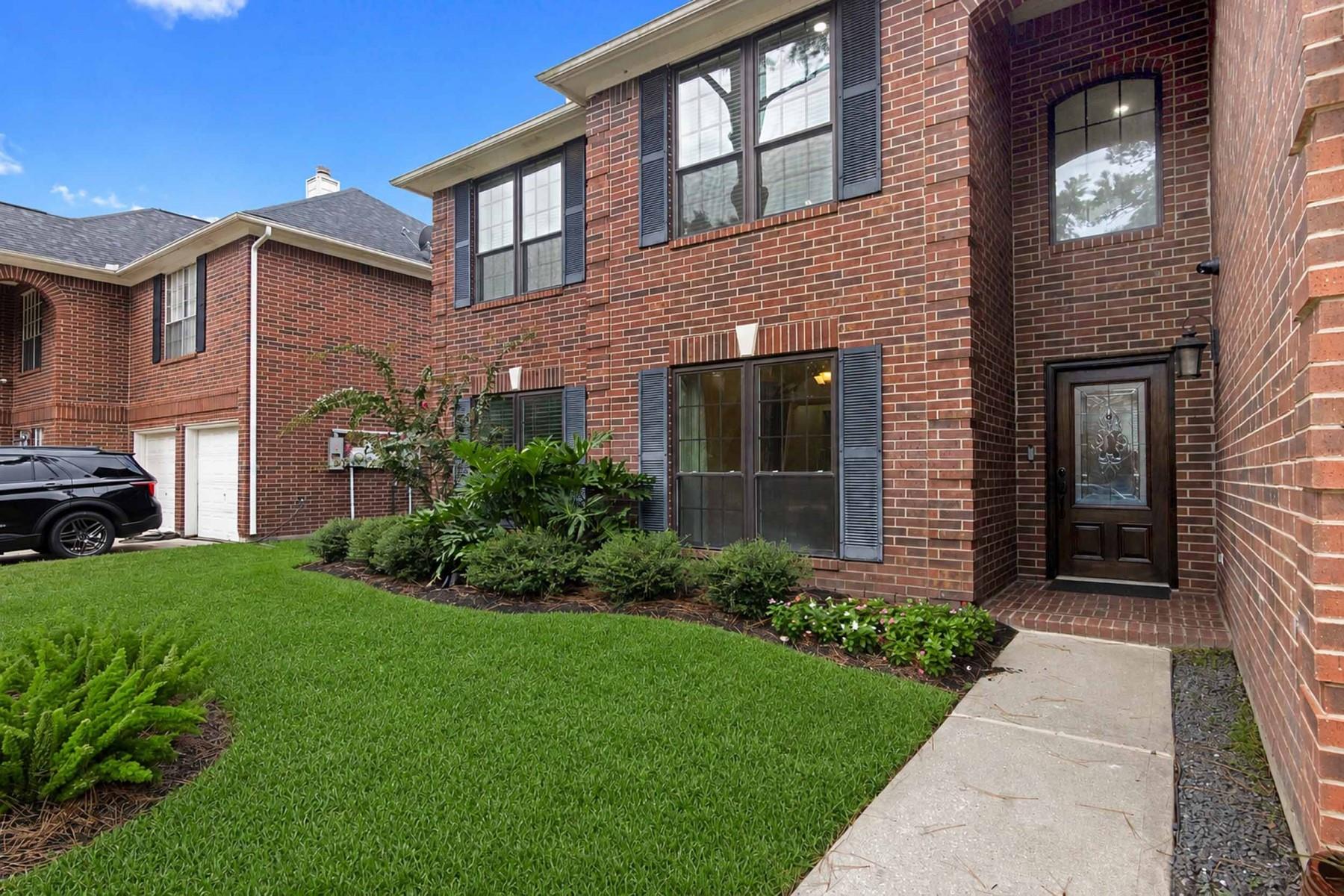 7919 Moncur Dr, Houston, TX 77095 photo