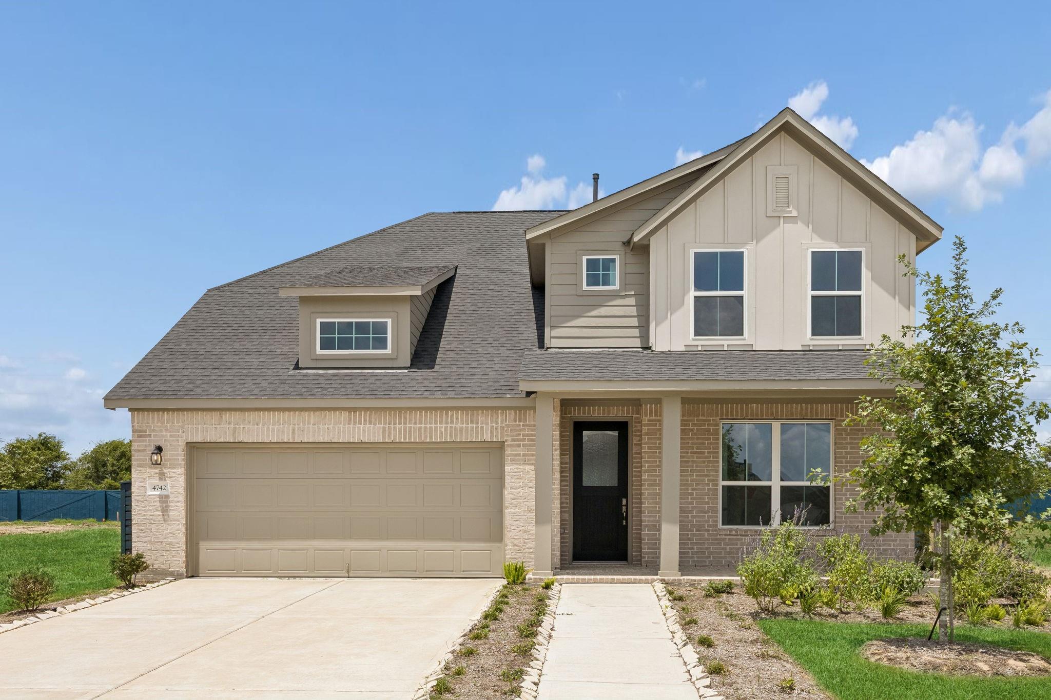 4742 Ara Dr, Richmond, TX 77469