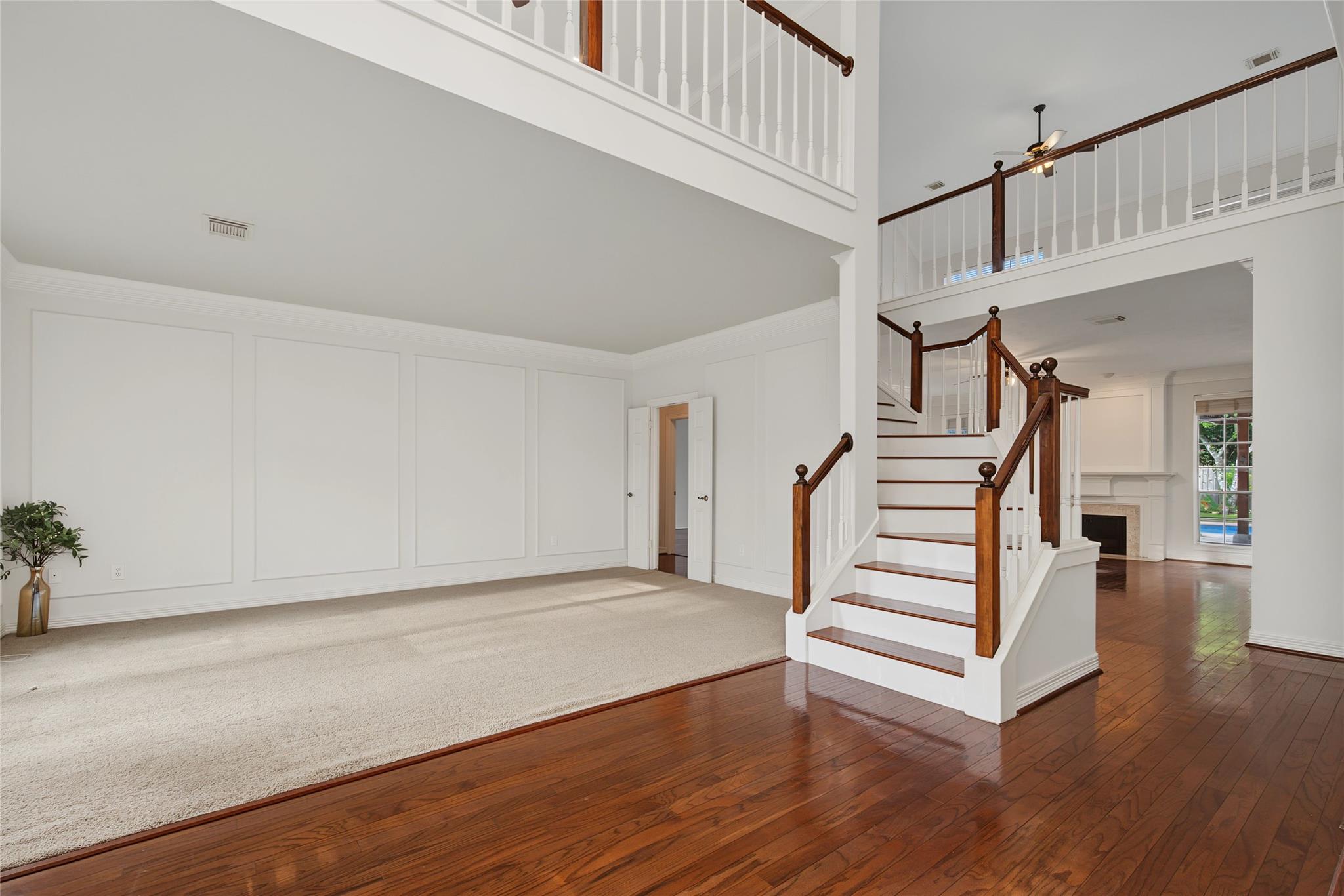 4802 Yorkshire St, Sugar Land, TX 77479 photo