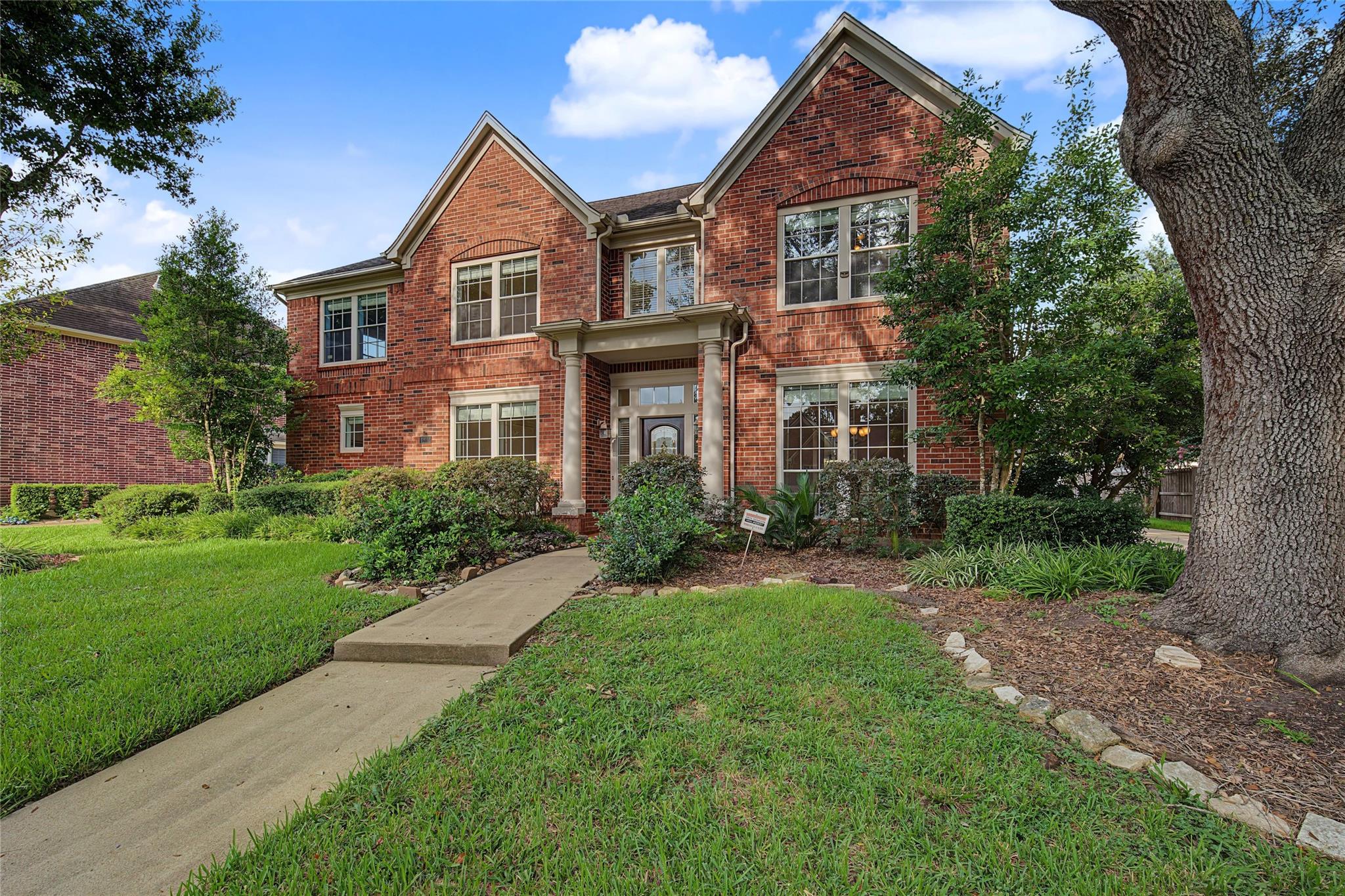 4802 Yorkshire St, Sugar Land, TX 77479 photo