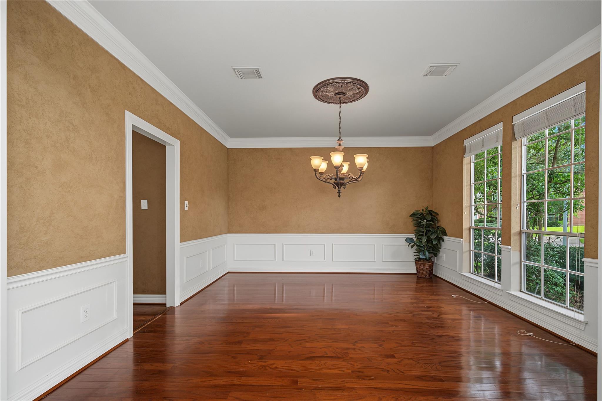 4802 Yorkshire St, Sugar Land, TX 77479 photo
