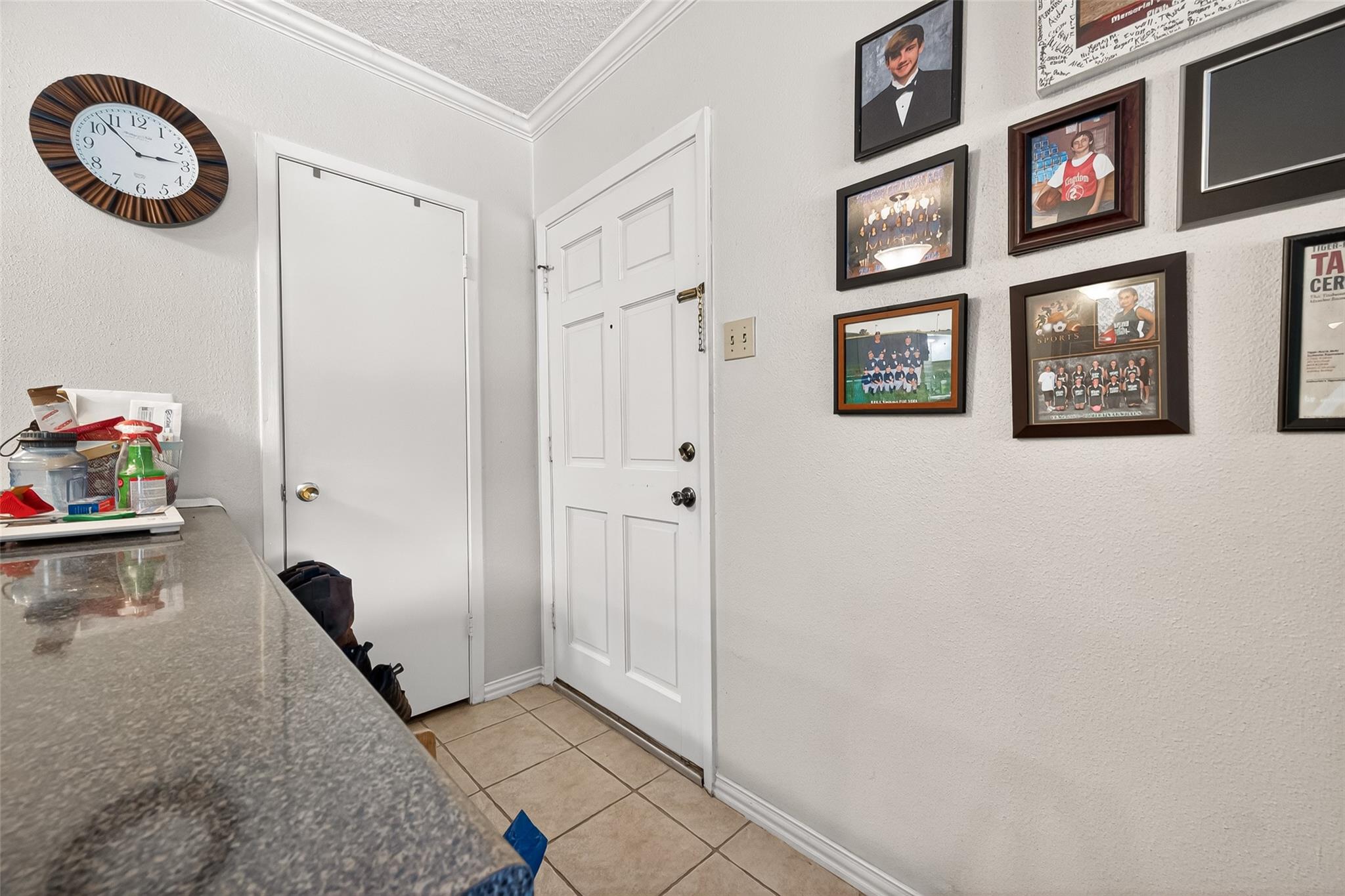 2234 S Piney Point Rd #206, Houston, TX 77063 photo