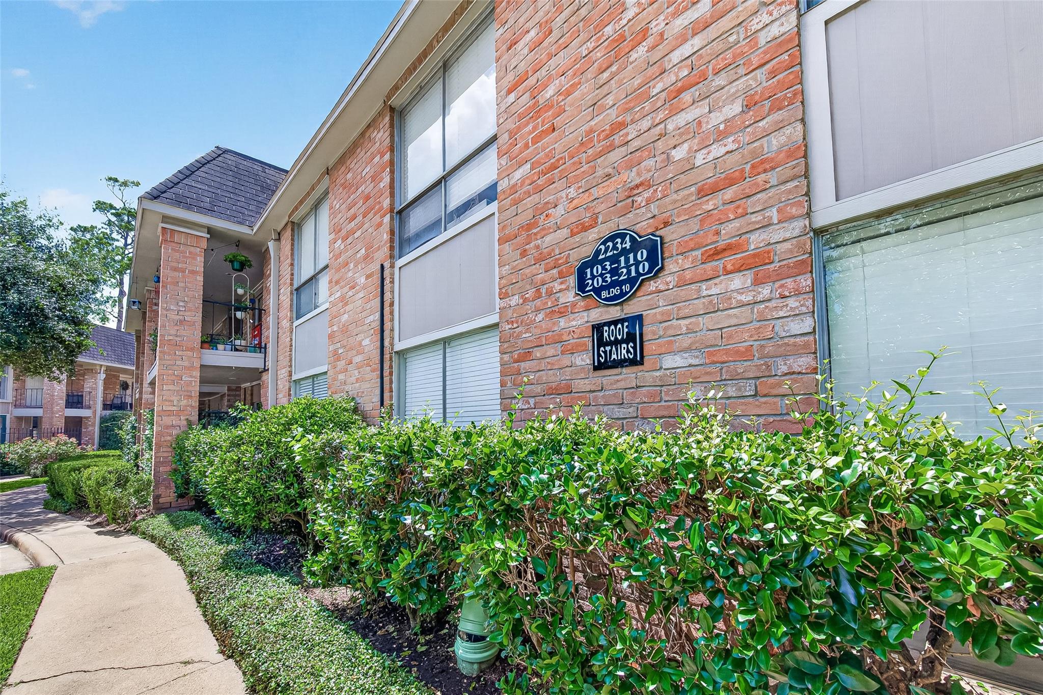 2234 S Piney Point Rd #206, Houston, TX 77063 photo