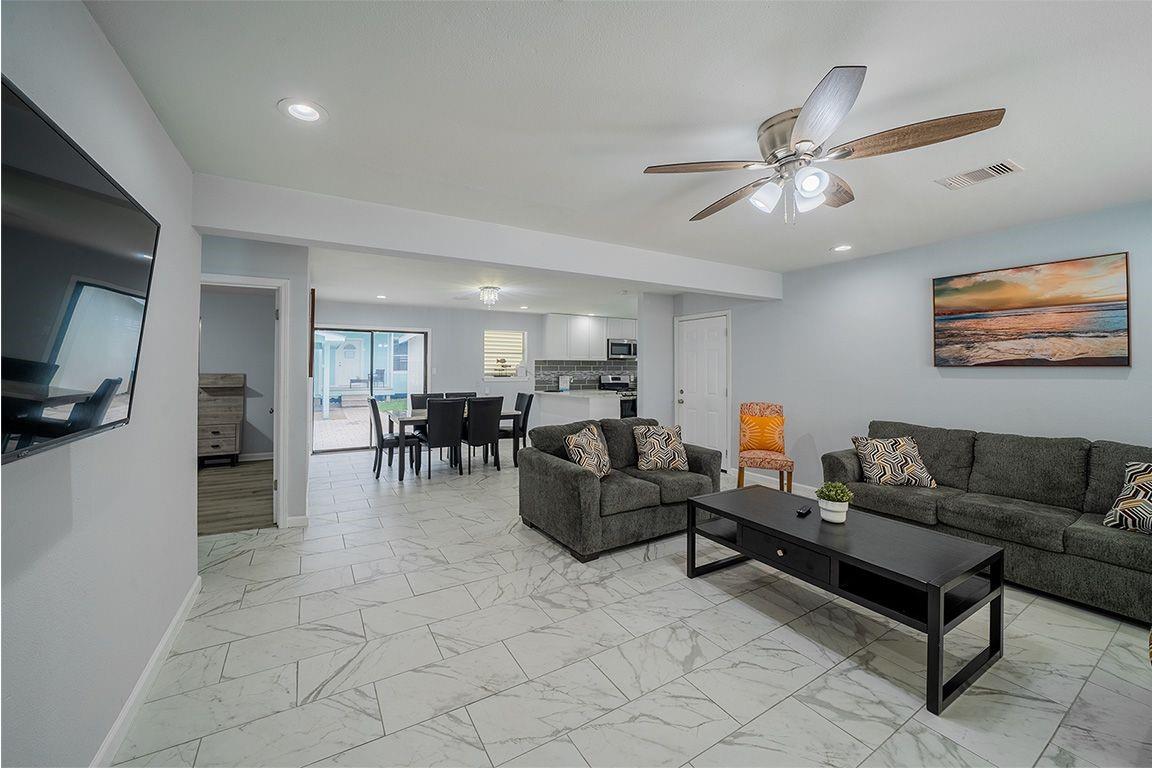 4923 Bernardo De Galvez, Galveston, TX 77551 photo