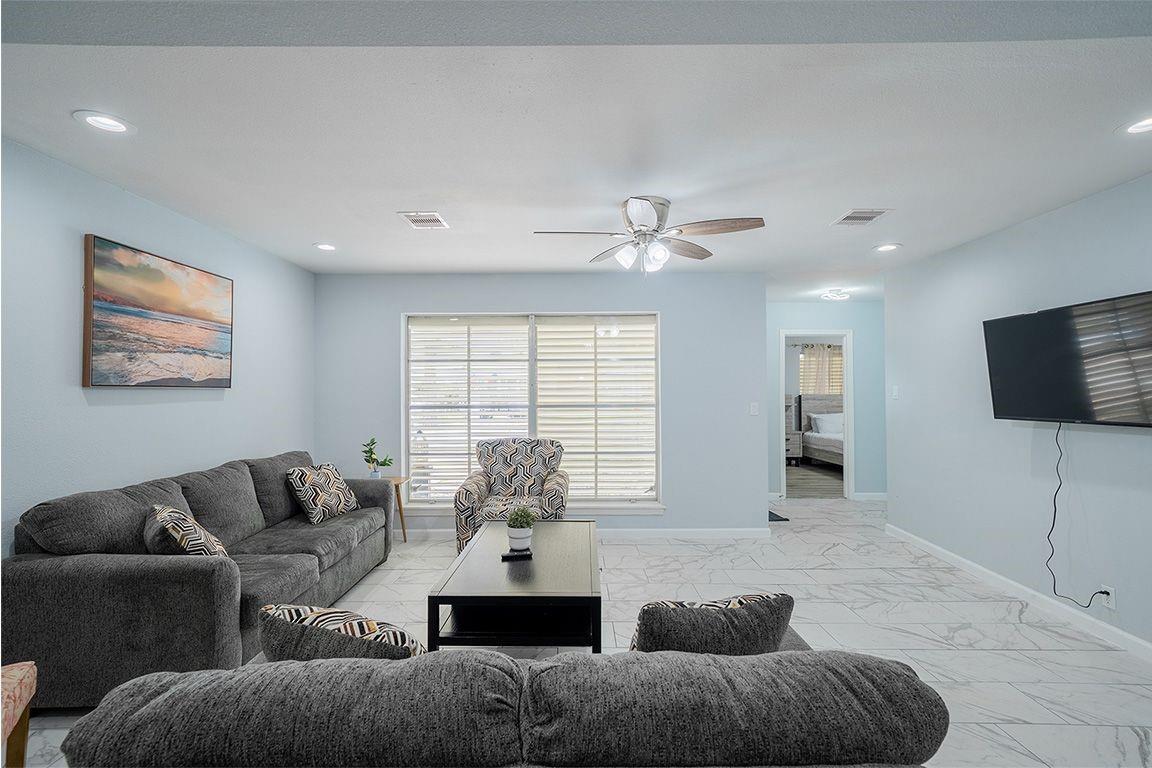 4923 Bernardo De Galvez, Galveston, TX 77551 photo