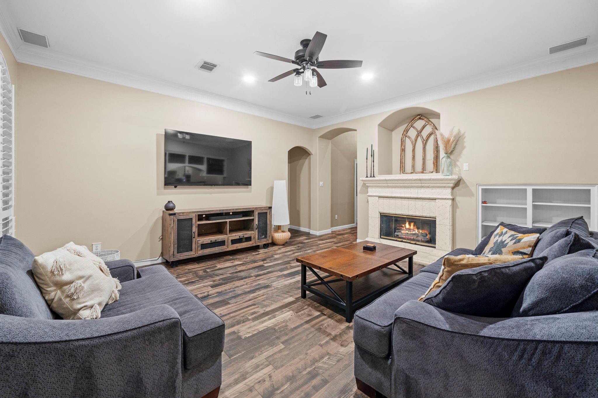 11519 Pecan Canyon Ct, Tomball, TX 77377 photo