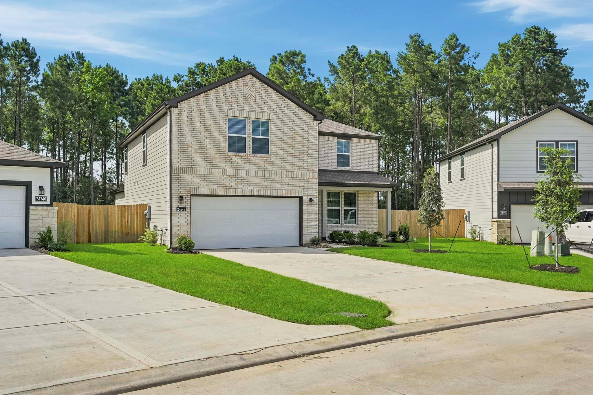 24742 Zinnia Blossom Dr, Montgomery, TX 77316