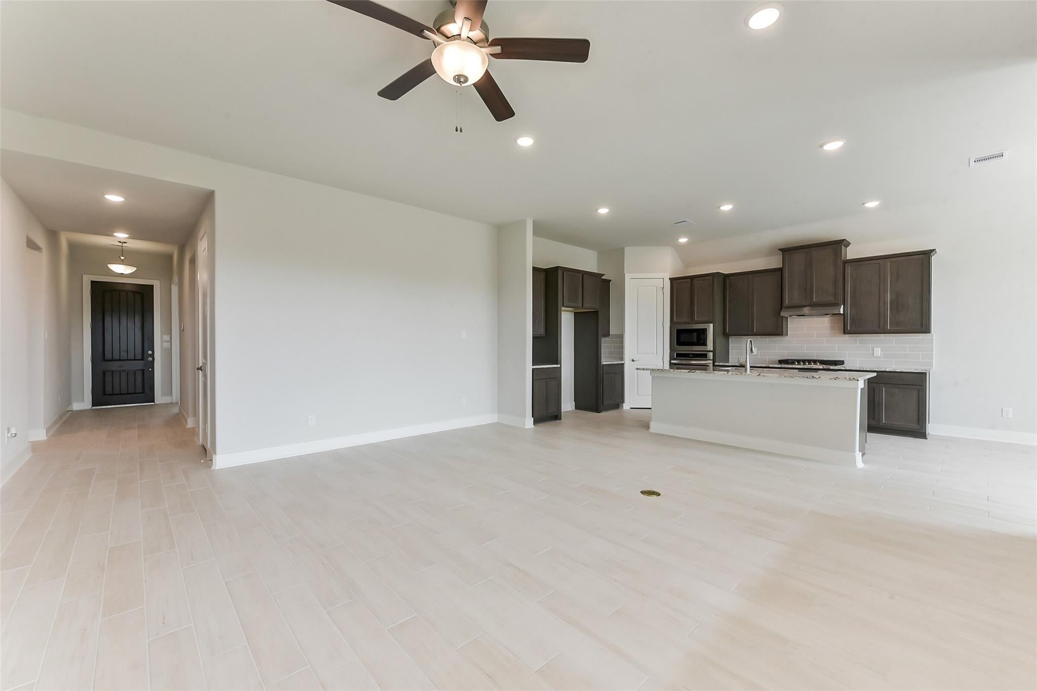 3113 Hidden Mist Dr, Texas City, TX 77510 photo