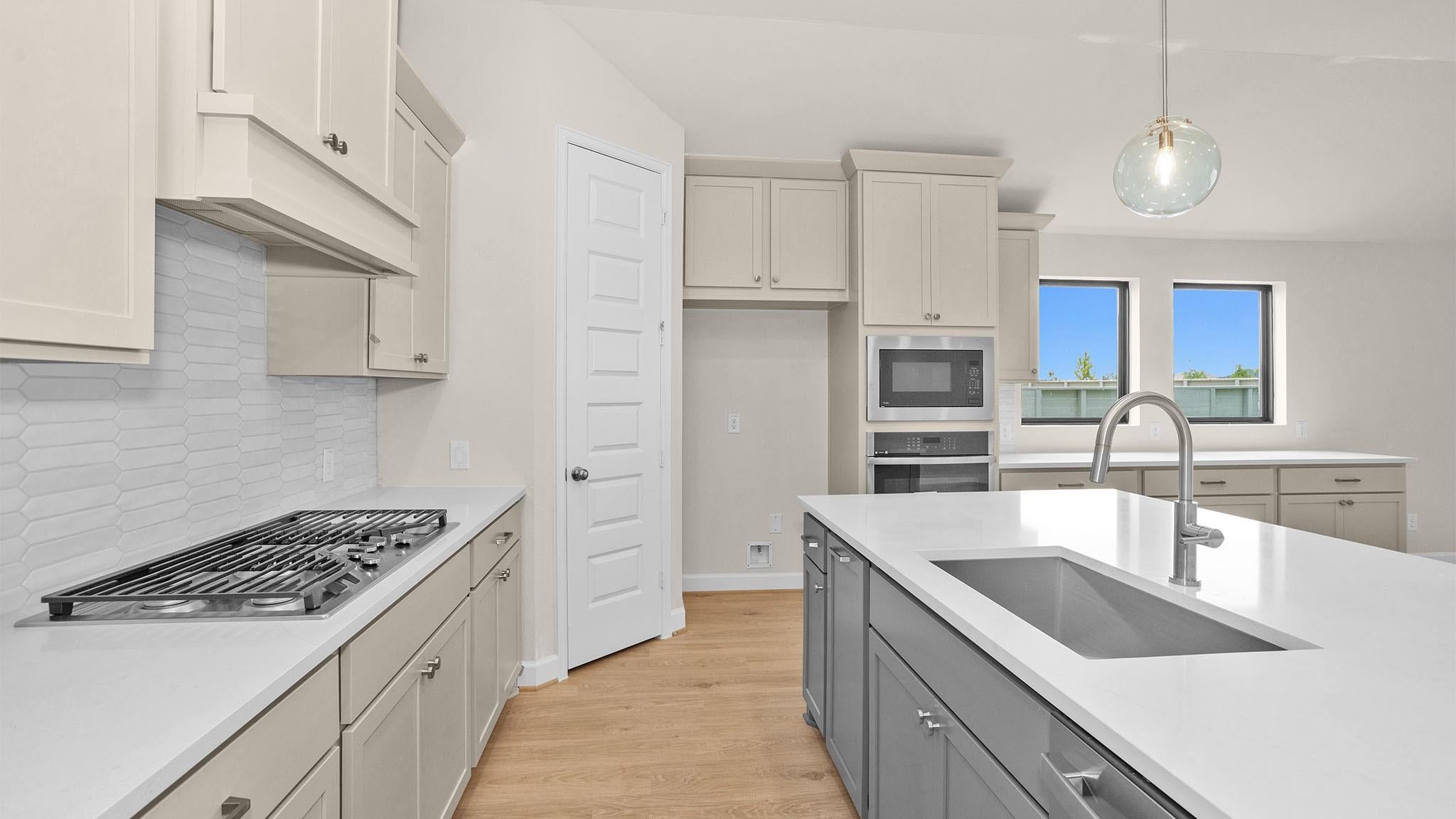 6734 Hillside View Ln, League City, TX 77546 photo