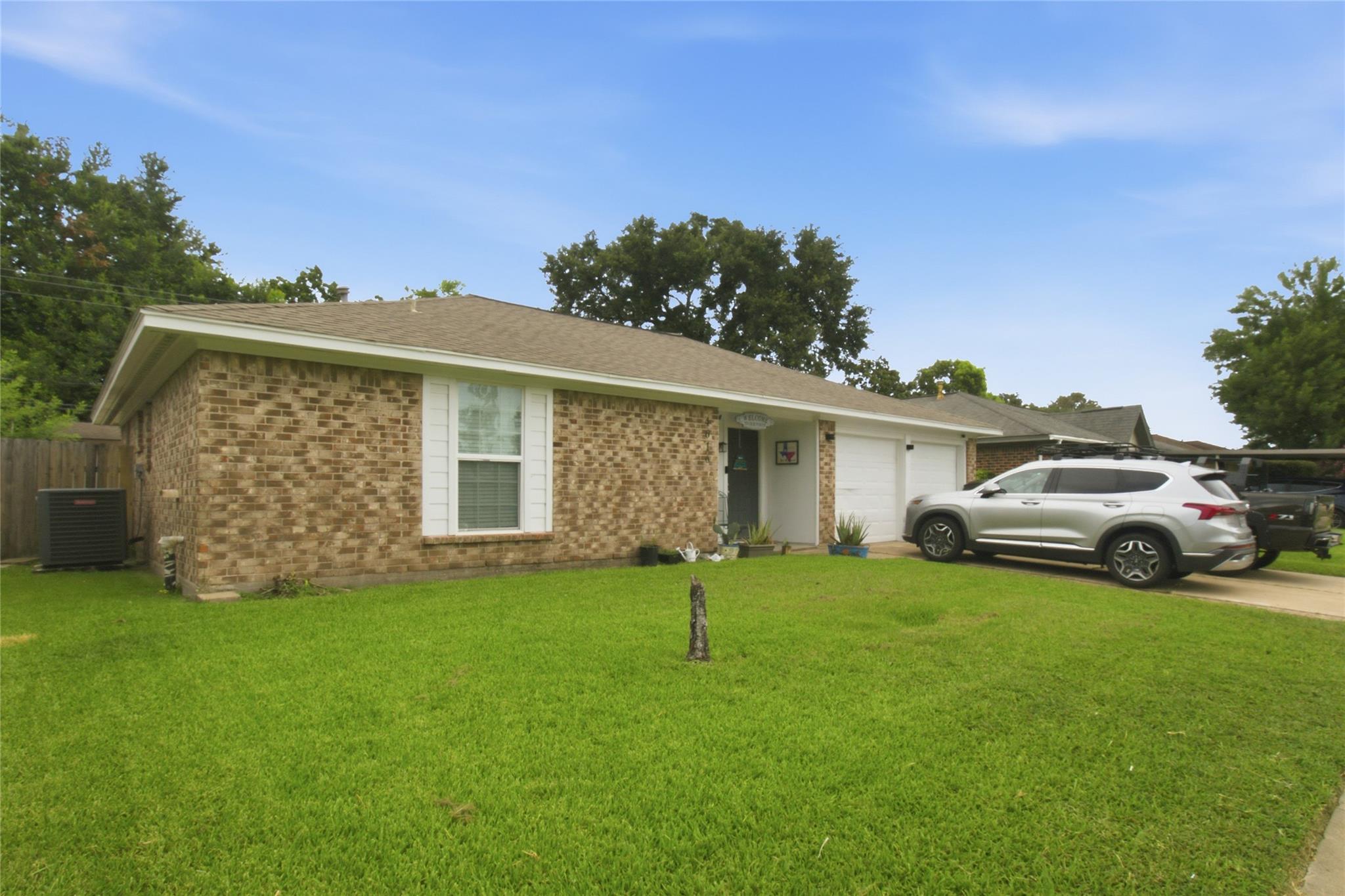 4616 Luella Ave, Deer Park, TX 77536 photo