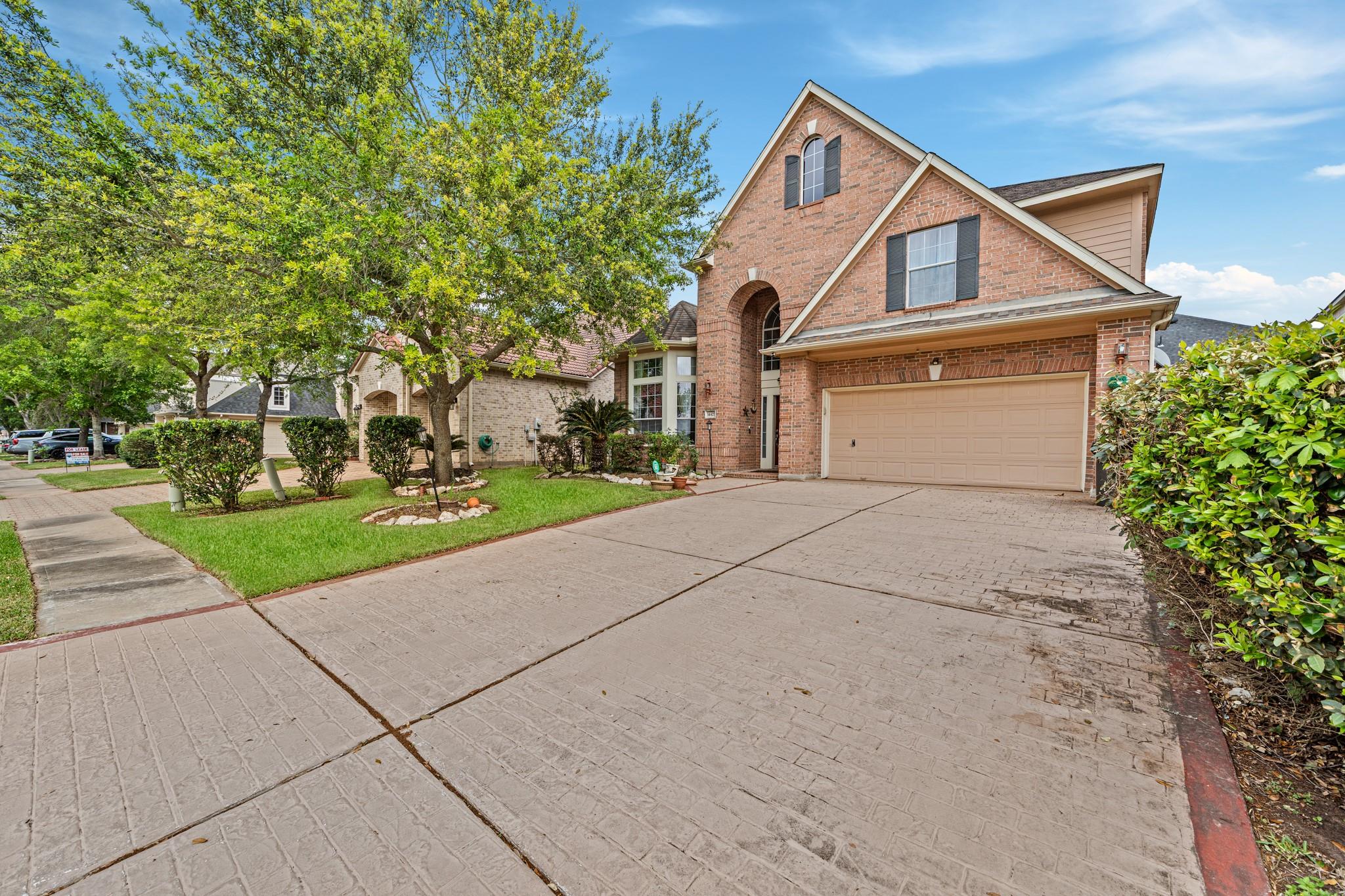 14427 Manorbier Ln, Sugar Land, TX 77498 photo