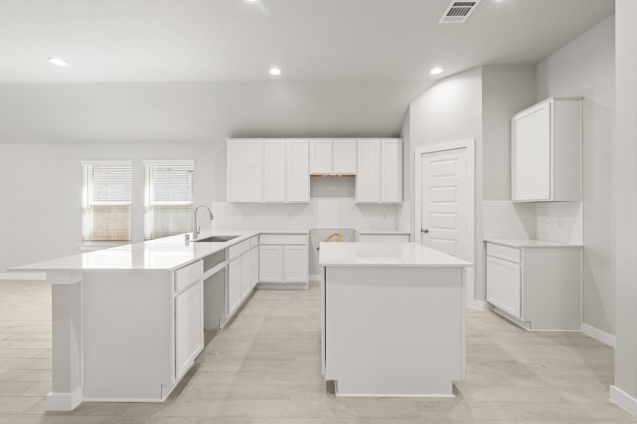 5030 Blessing Dr, Katy, TX 77493 photo
