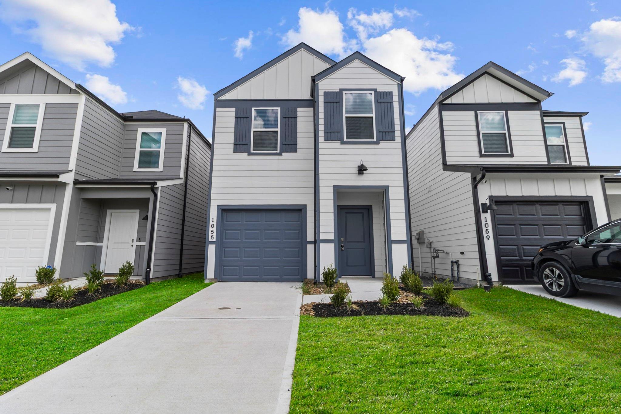 1055 Sweet Jubilee Ln, Houston, TX 77090