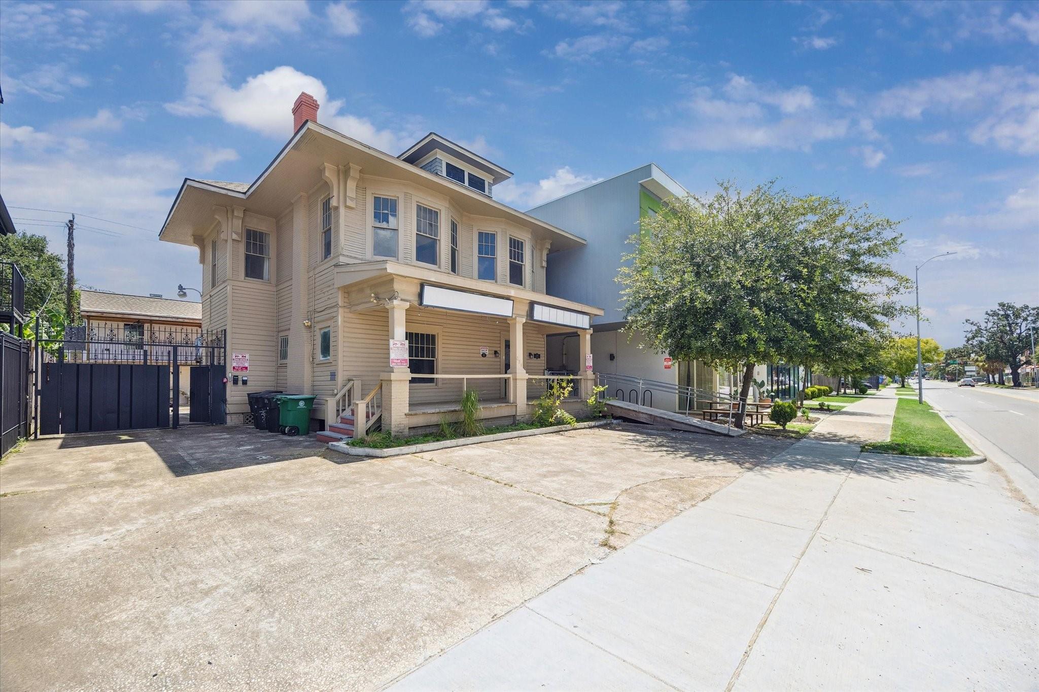 239 Westheimer Rd, Houston, TX 77006 photo