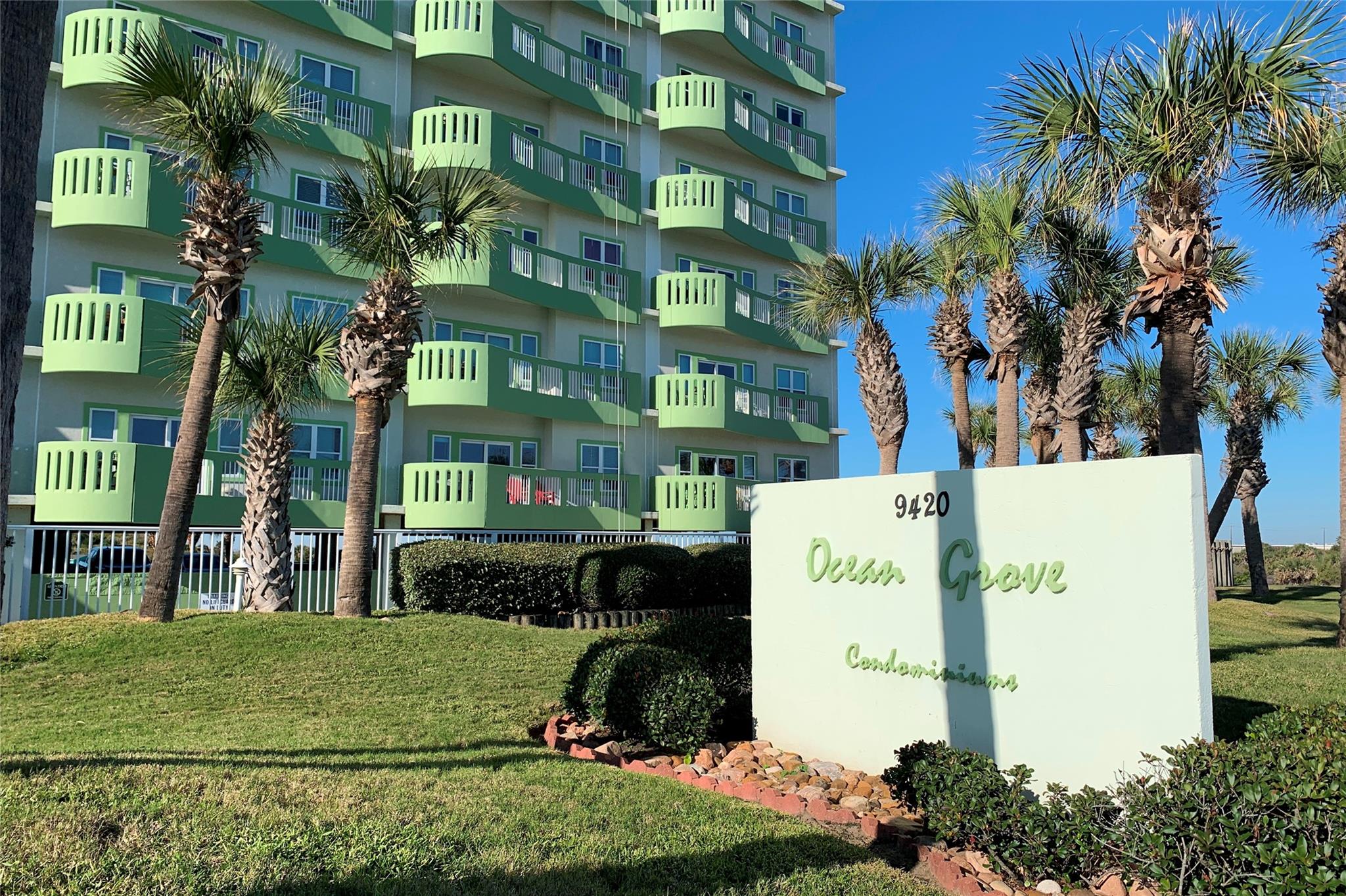 9420 Seawall Blvd, Galveston, TX 77554