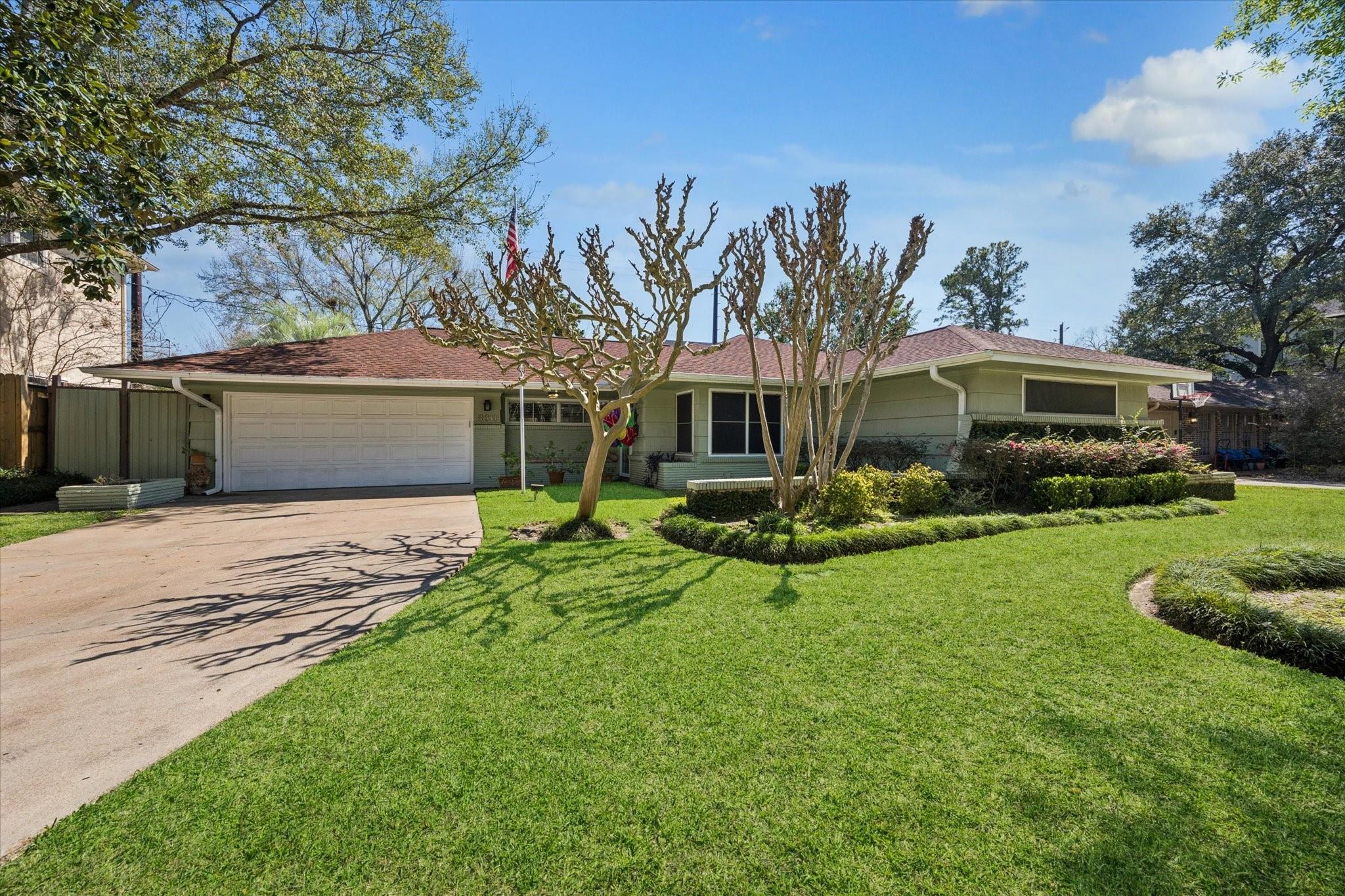 8611 Ferris Dr, Houston, TX 77096 photo