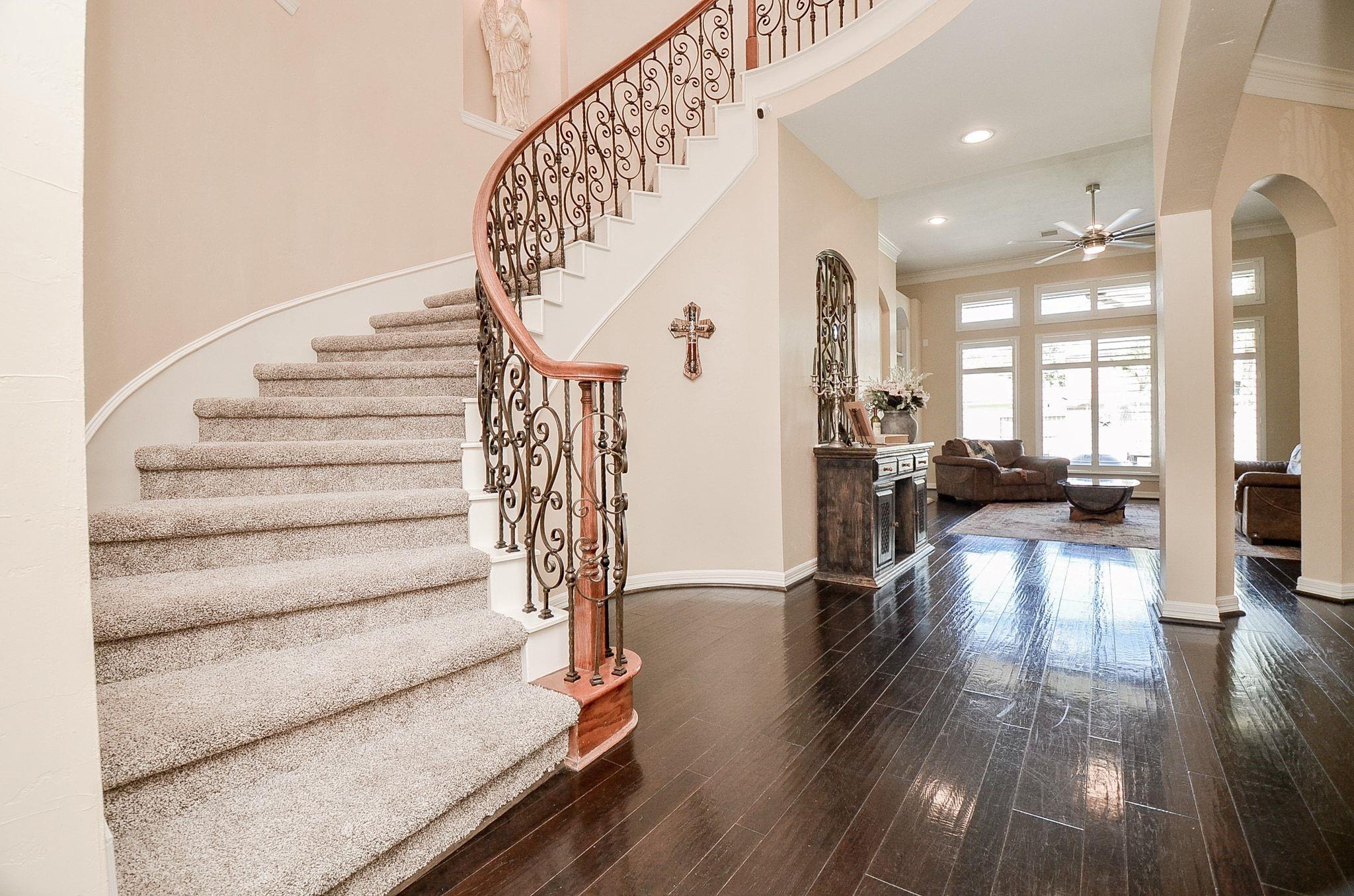 2015 Shadow Bend Dr, Sugar Land, TX 77479 photo