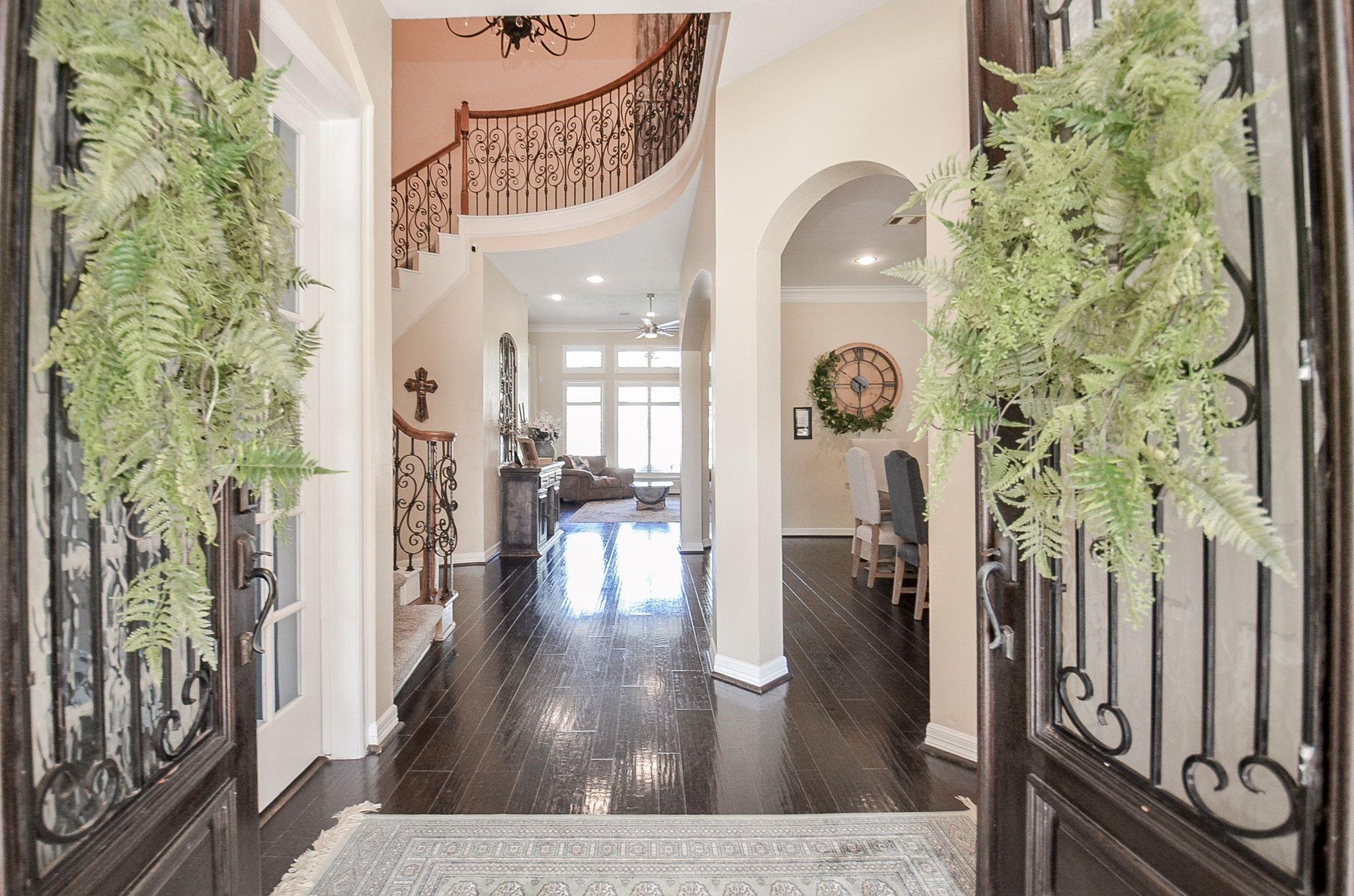 2015 Shadow Bend Dr, Sugar Land, TX 77479 photo