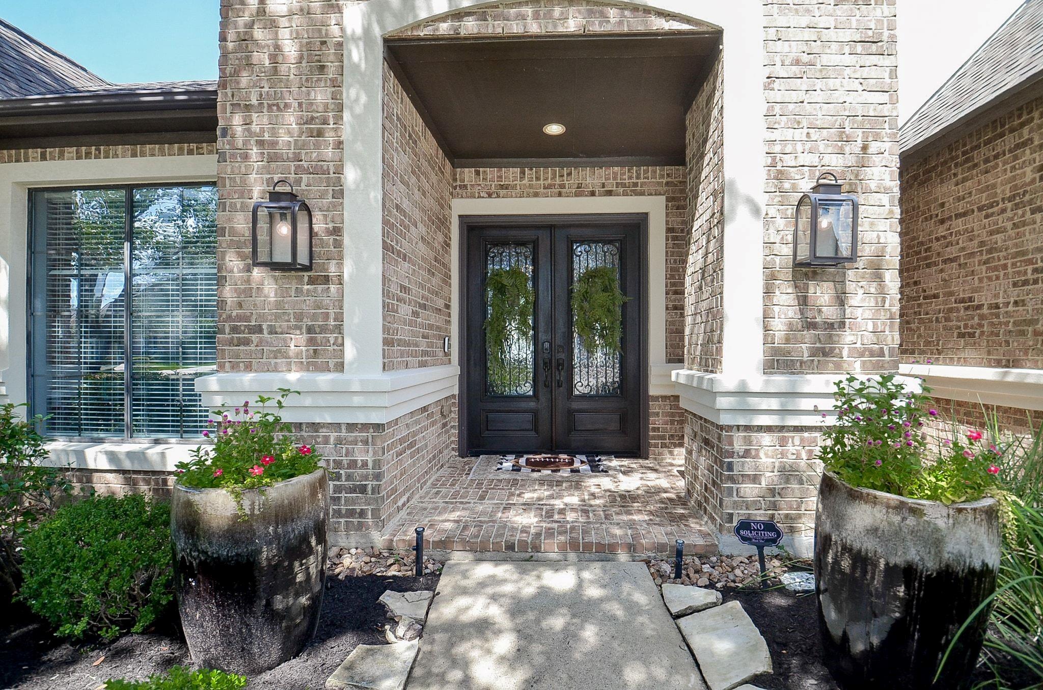 2015 Shadow Bend Dr, Sugar Land, TX 77479 photo