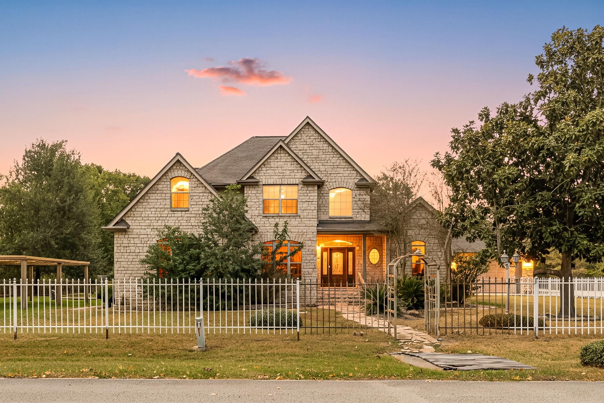 21427 Tophill Dr, Spring, TX 77388
