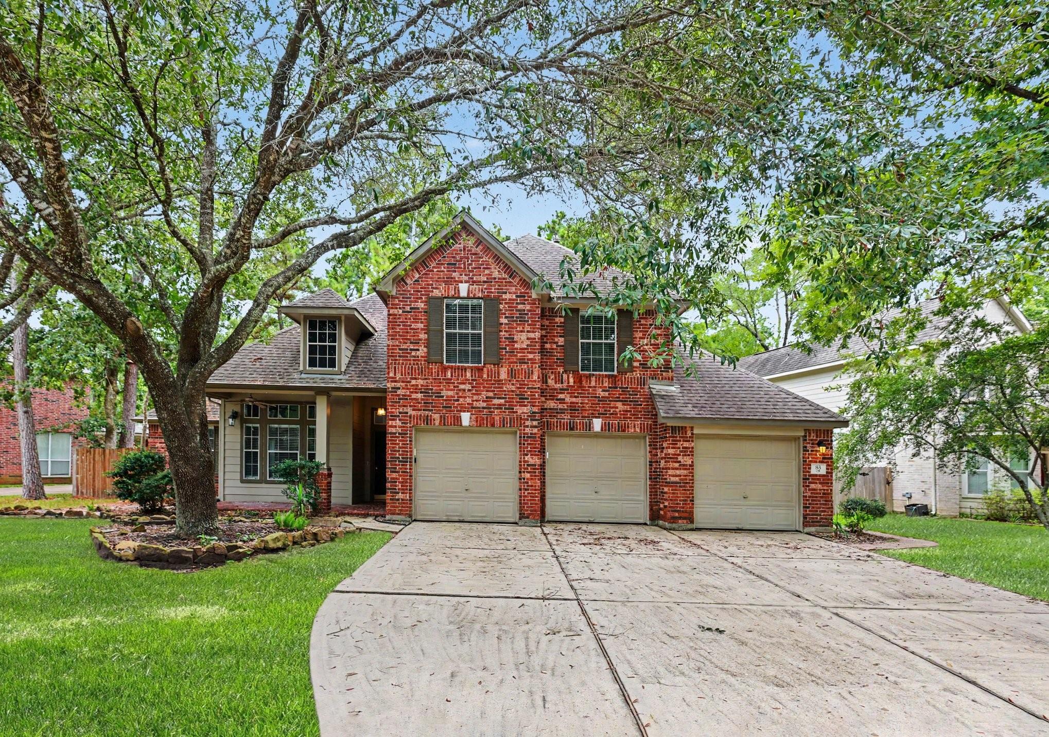 83 E Whistlers Bend Cir, Conroe, TX 77384 photo