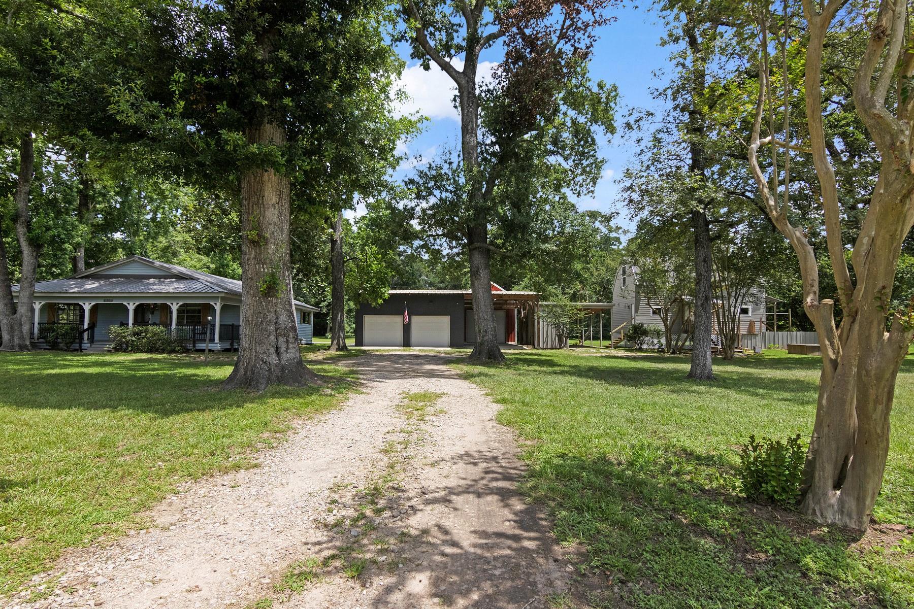 11501 Friendship Ln, Conroe, TX 77385