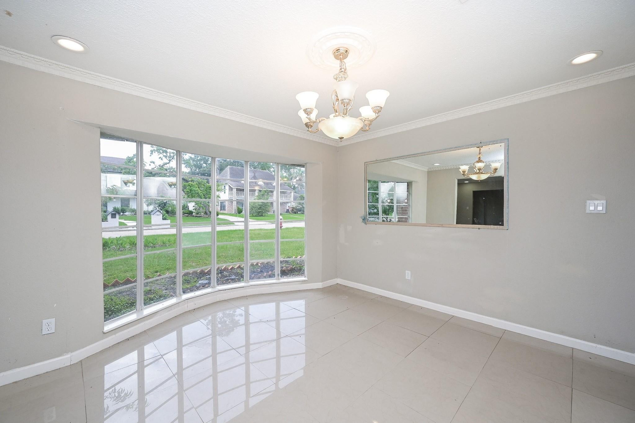1506 Grand Valley Dr, Houston, TX 77090 photo