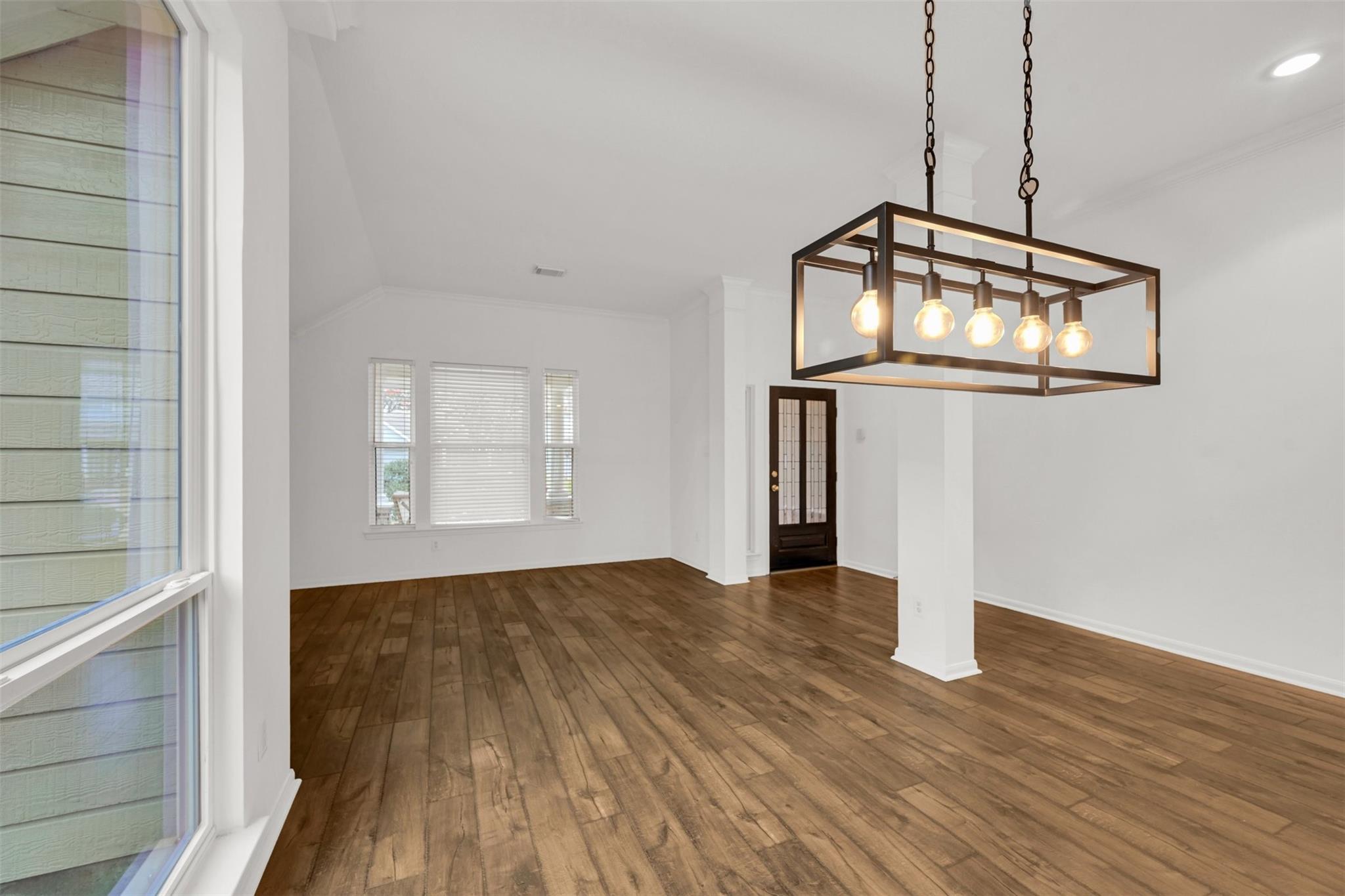 8031 Clarion Way, Houston, TX 77040 photo