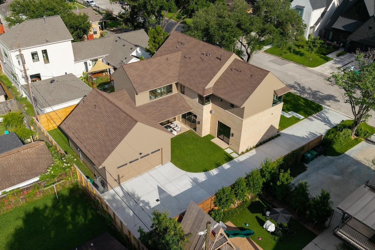 309 Avenue Of Oaks St, Houston, TX 77009 photo