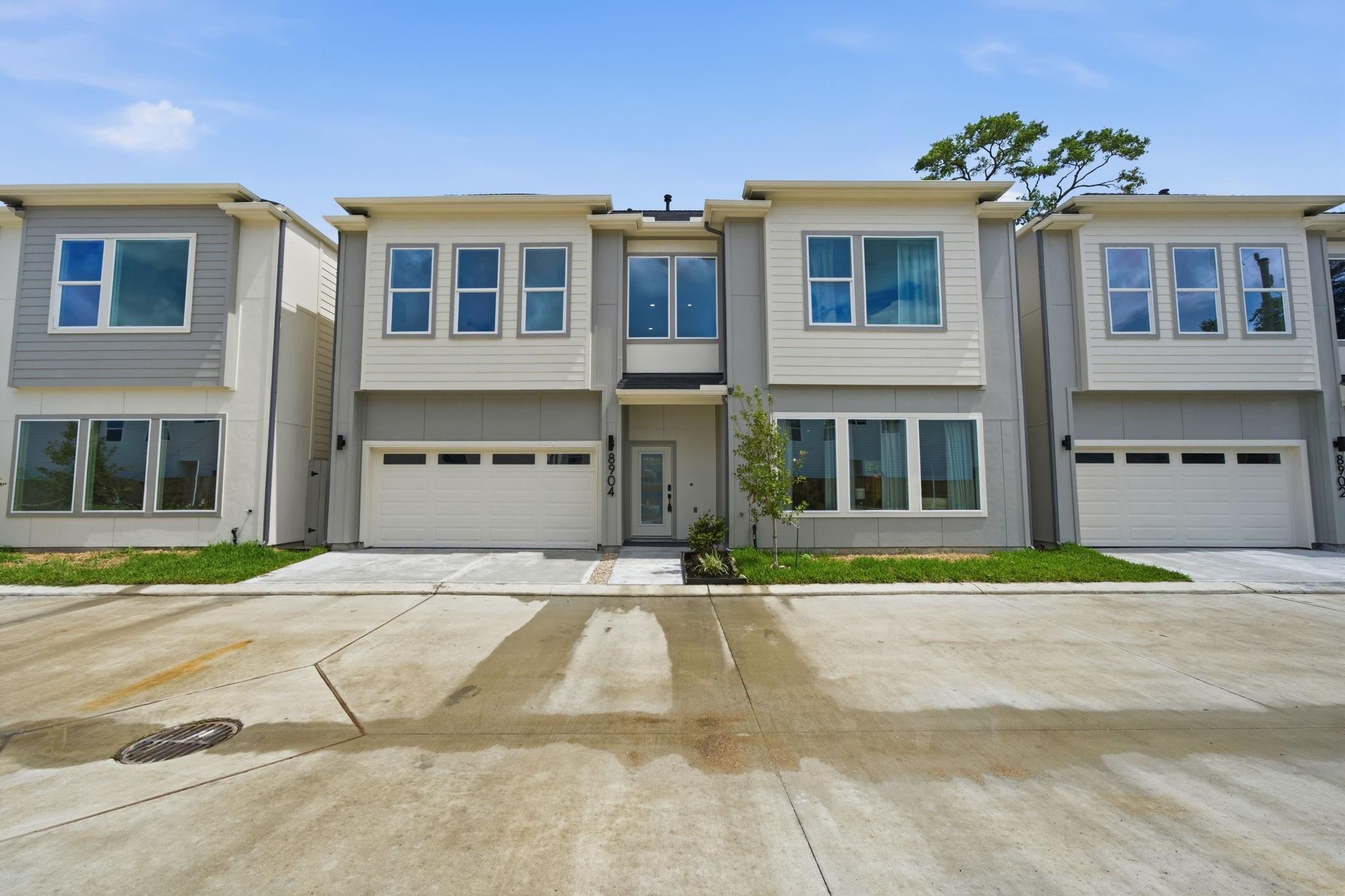 8908 Knoll Leaf Dr, Houston, TX 77080 photo