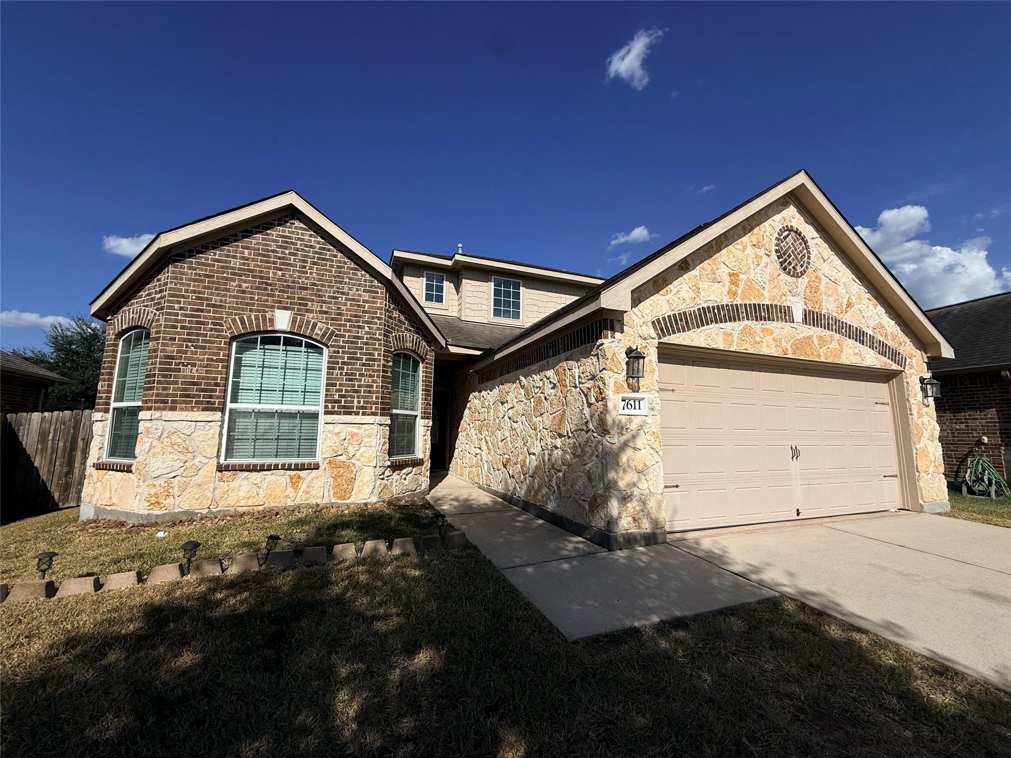 7611 Dragon Pearls Ln, Conroe, TX 77304 photo