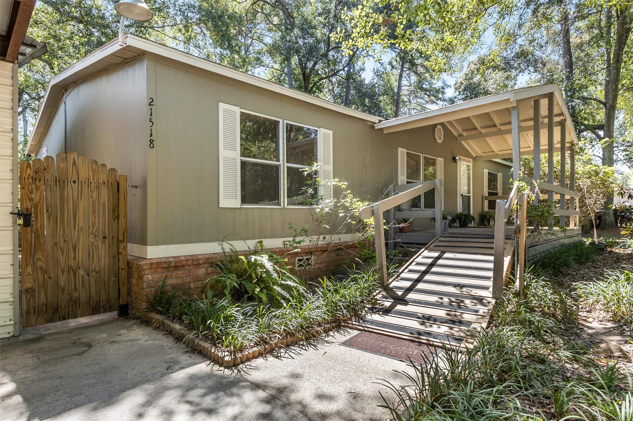 21518 Rezanof Rd, Humble, TX 77338 photo