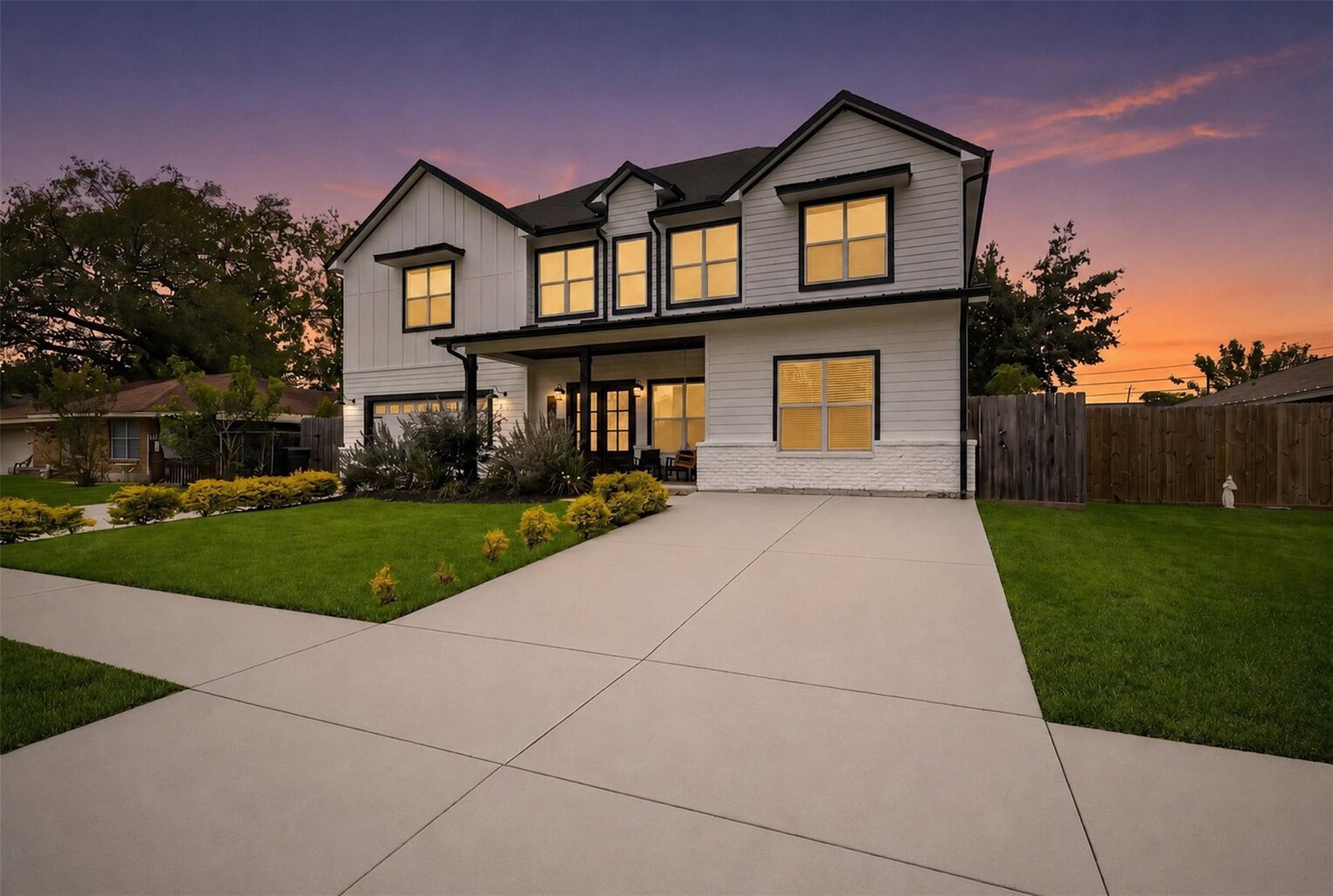 8006 Longridge Dr, Houston, TX 77055