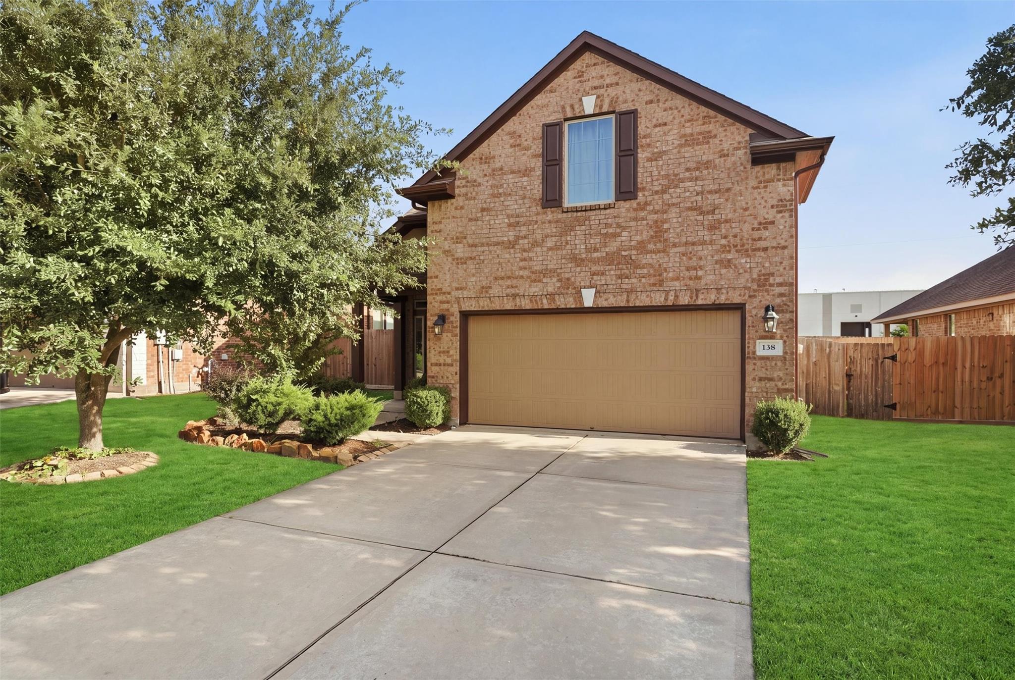 138 Bayside Crossing Dr, La Porte, TX 77571