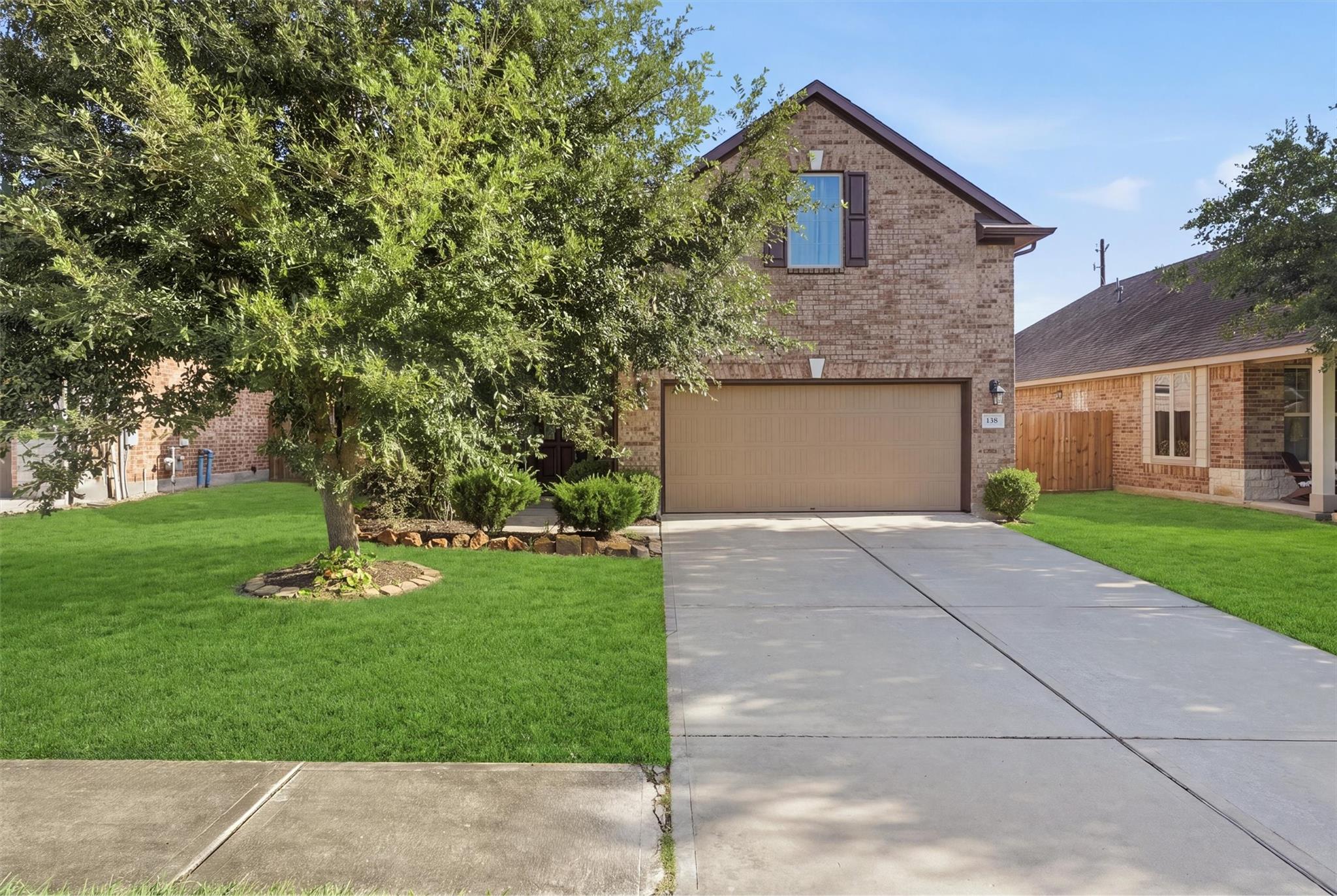 138 Bayside Crossing Dr, La Porte, TX 77571 photo