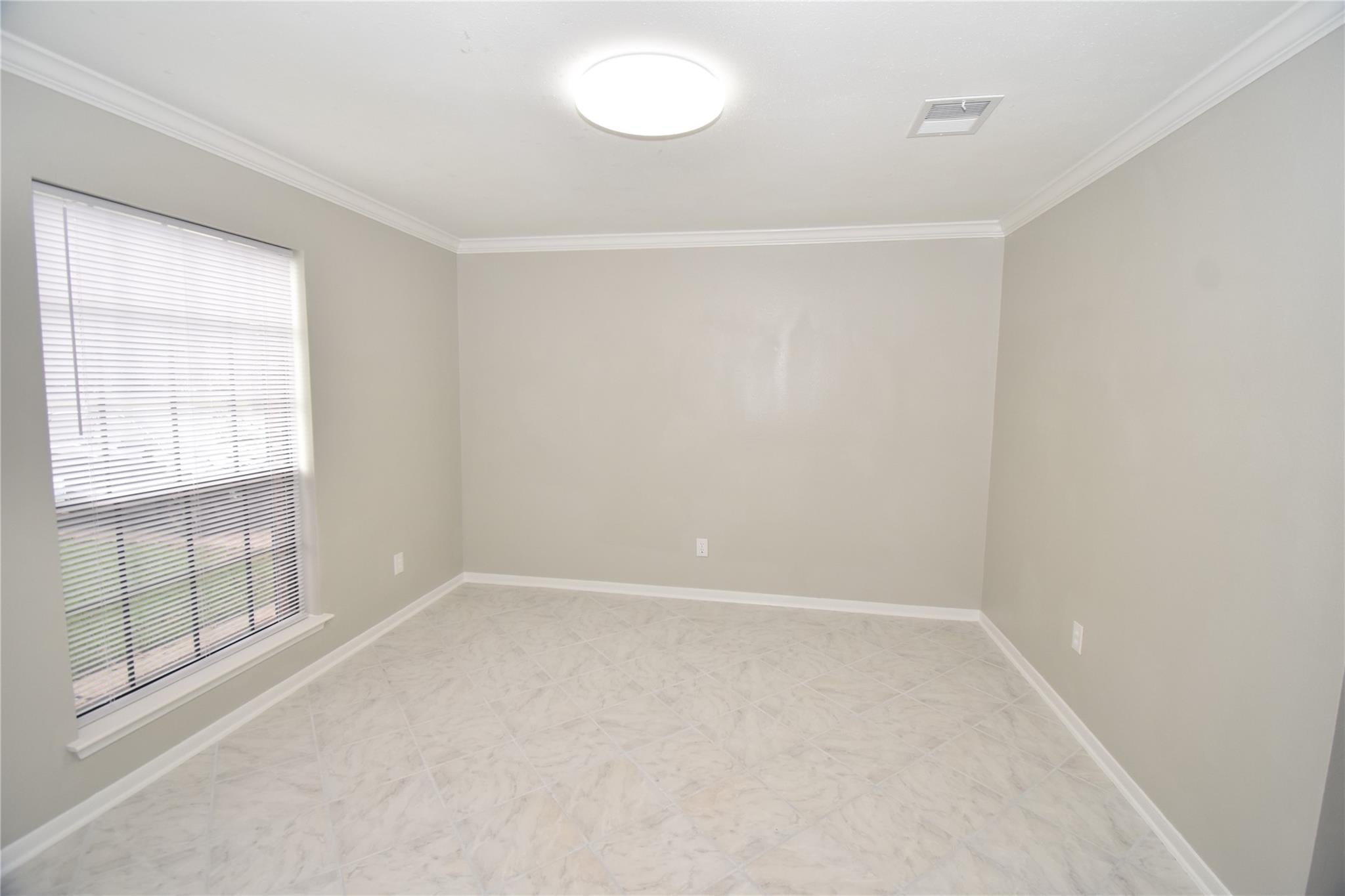 9007 Woodleigh Dr, Houston, TX 77083 photo