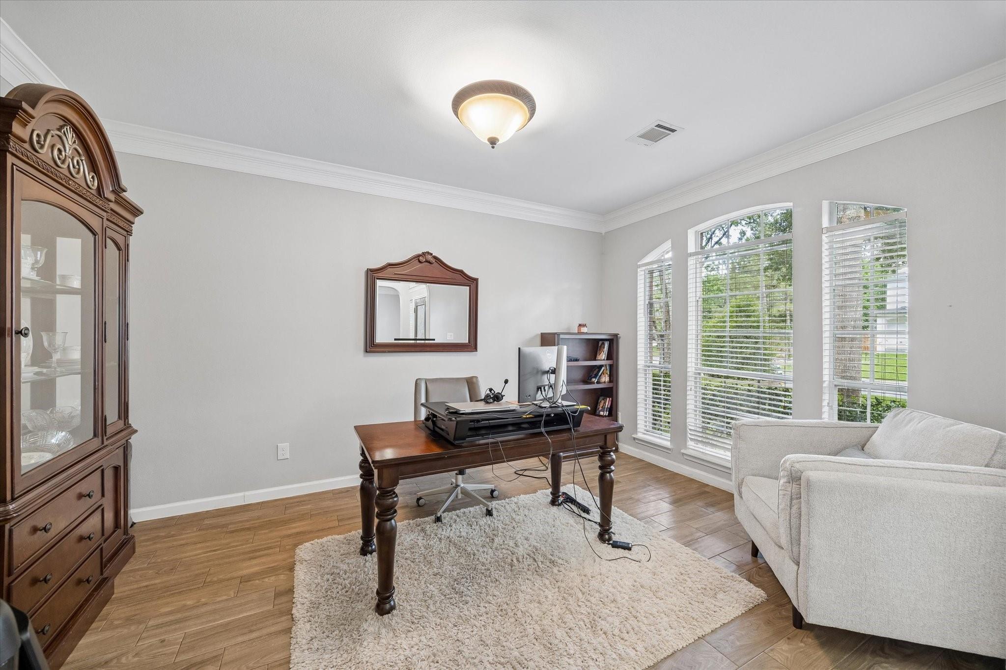 2214 Deer Cove Trl, Kingwood, TX 77339 photo