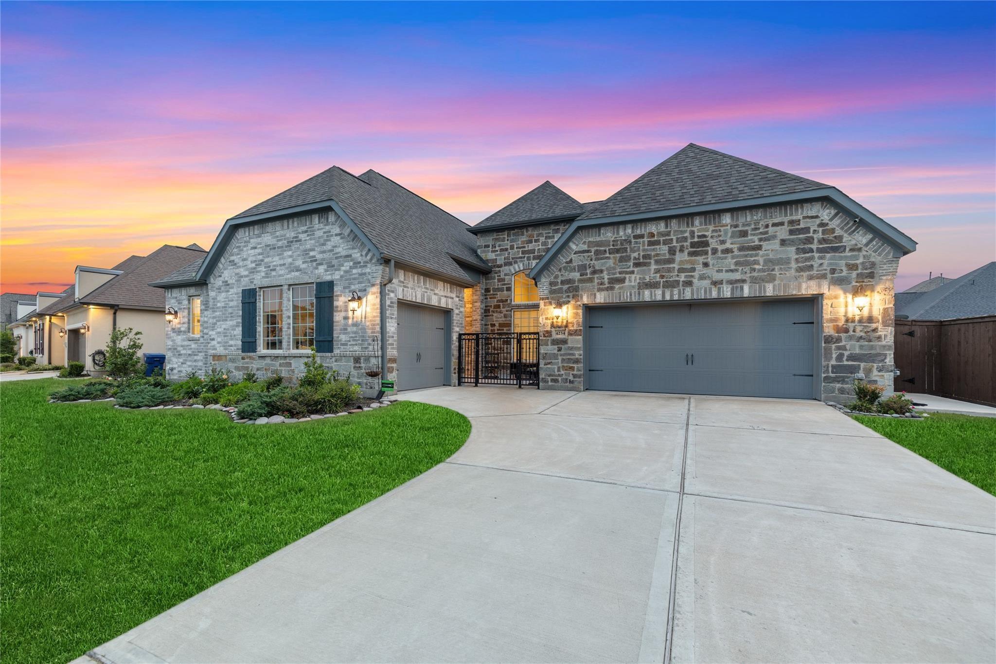 4234 Martin Ridge Dr, Manvel, TX 77578
