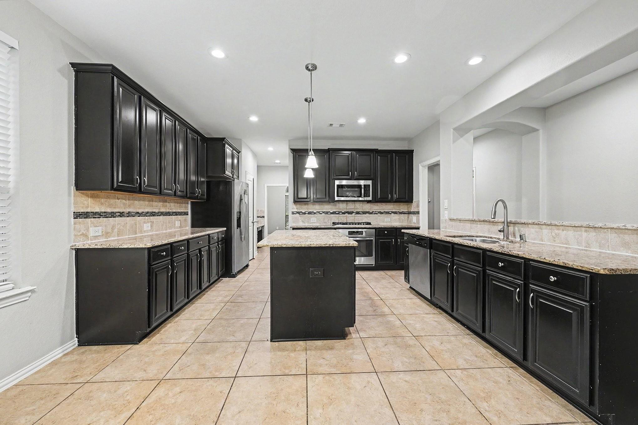 6006 Logstone Dr, Richmond, TX 77407 photo