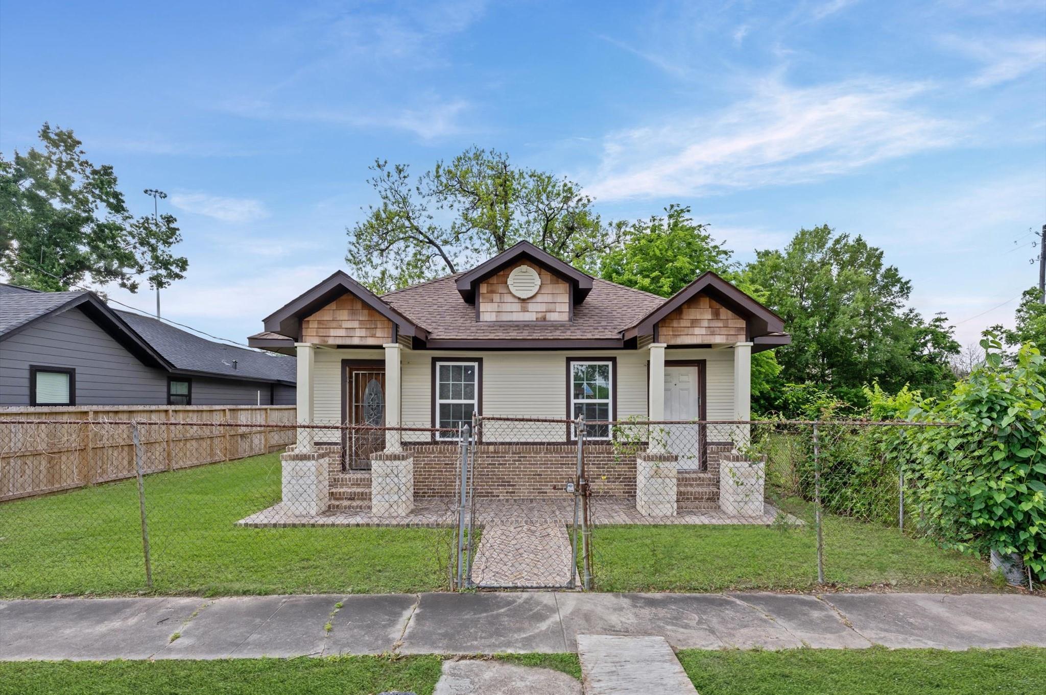 4412 Orange St, Houston, TX 77020